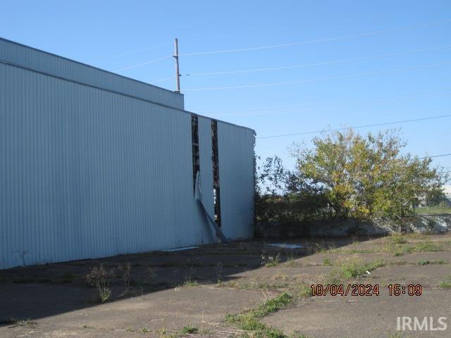 Photo 9 of 929 N Michigan Street