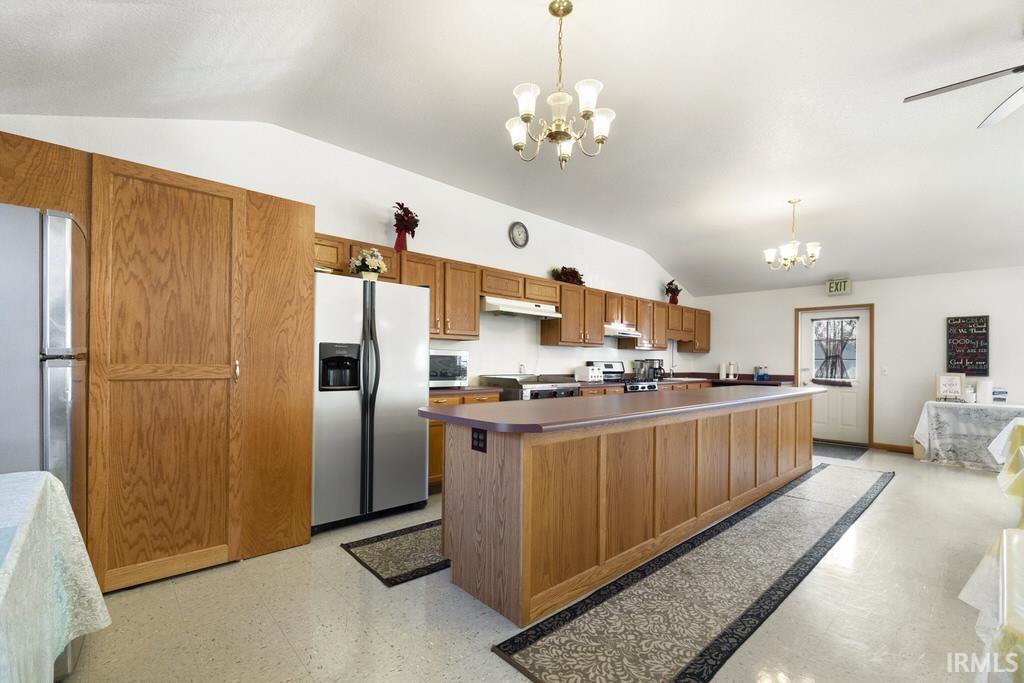 Photo 15 of 300 N Sycamore