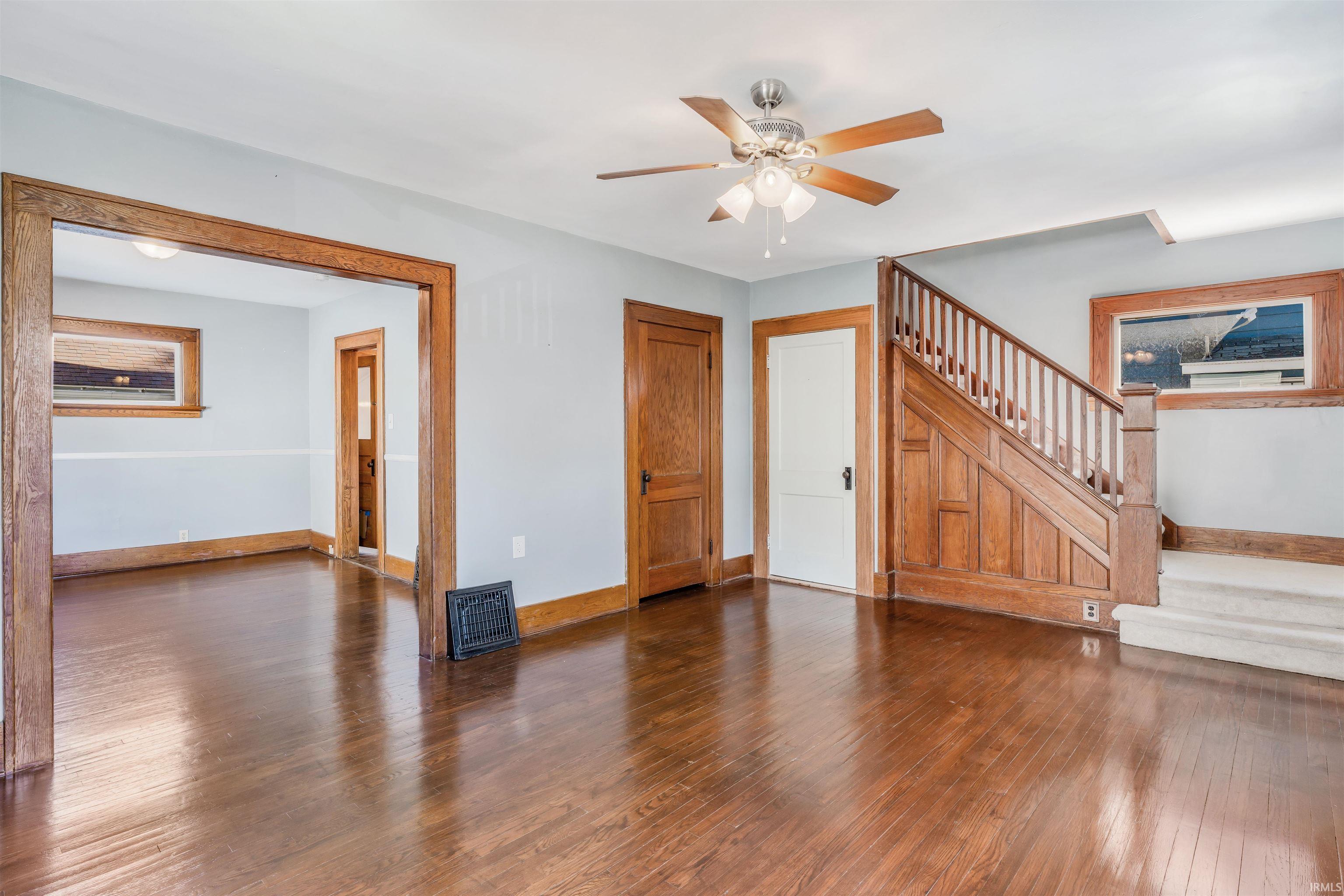 Photo 4 of 1120 Putnam Street