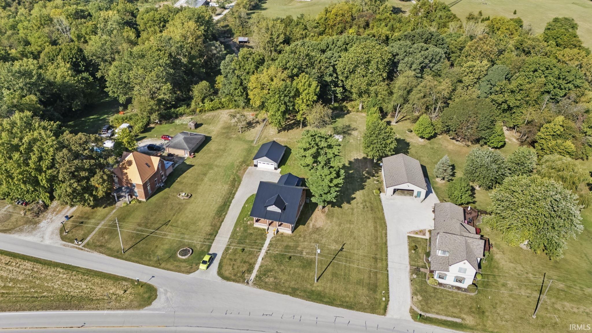 Photo 4 of 1340 N Mishler Road