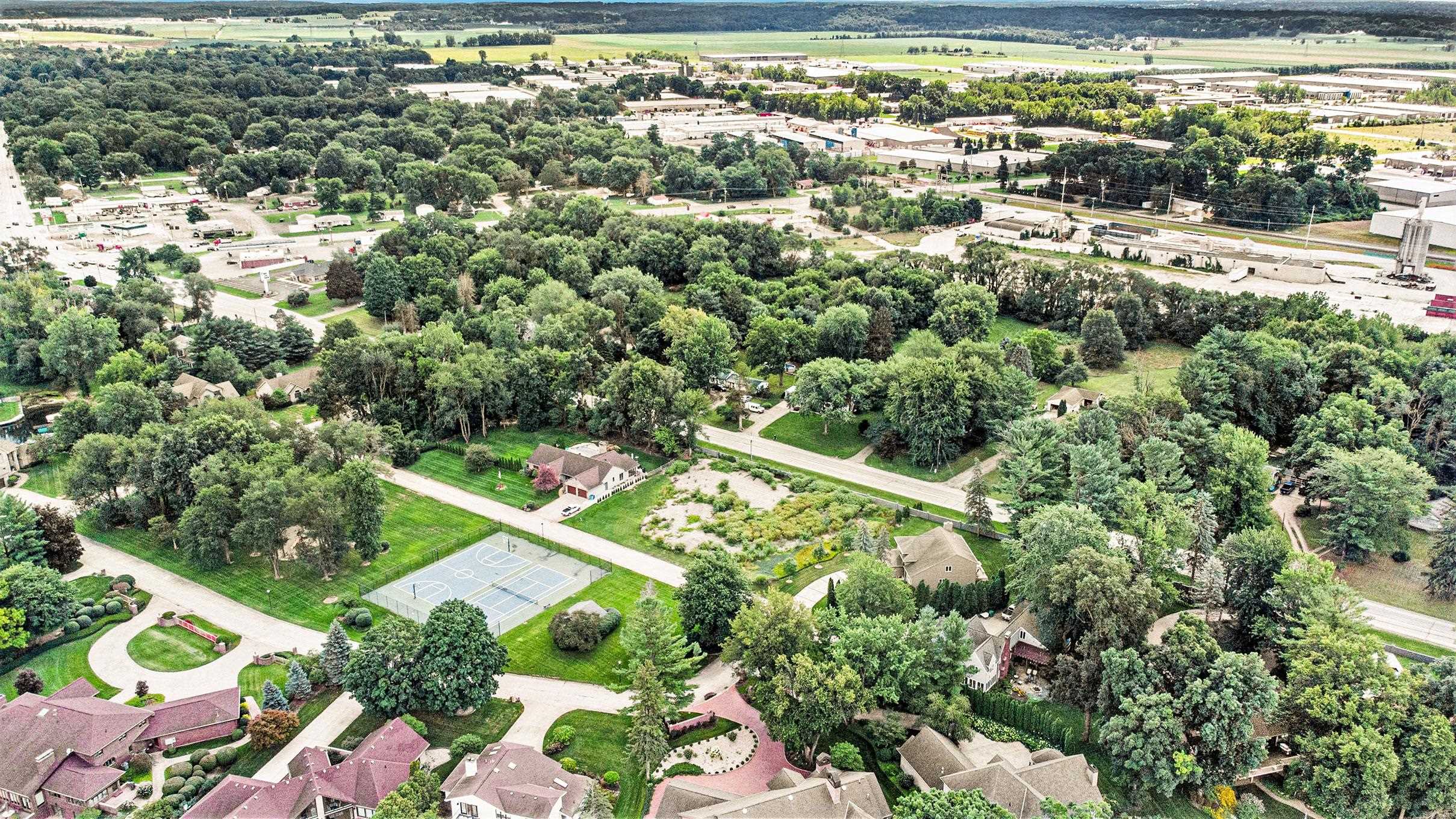 Photo 11 of 22266 Heron Cove Lane