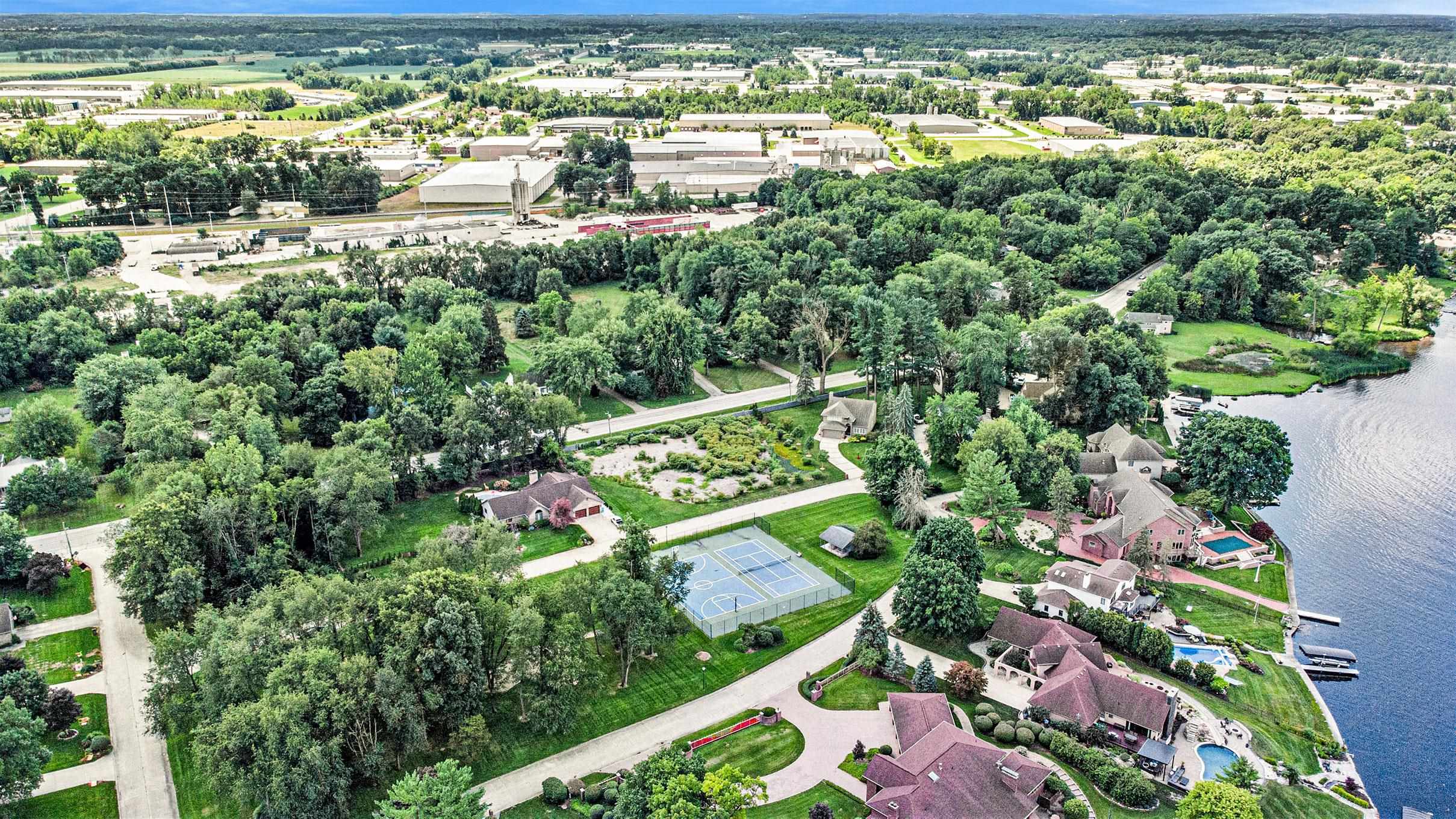 Photo 13 of 22266 Heron Cove Lane