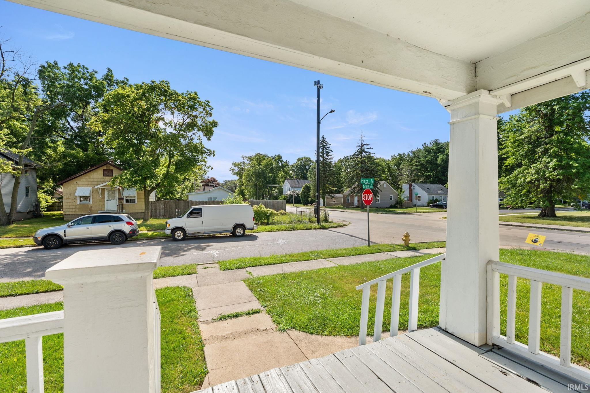 Photo 4 of 3420 Plaza Drive