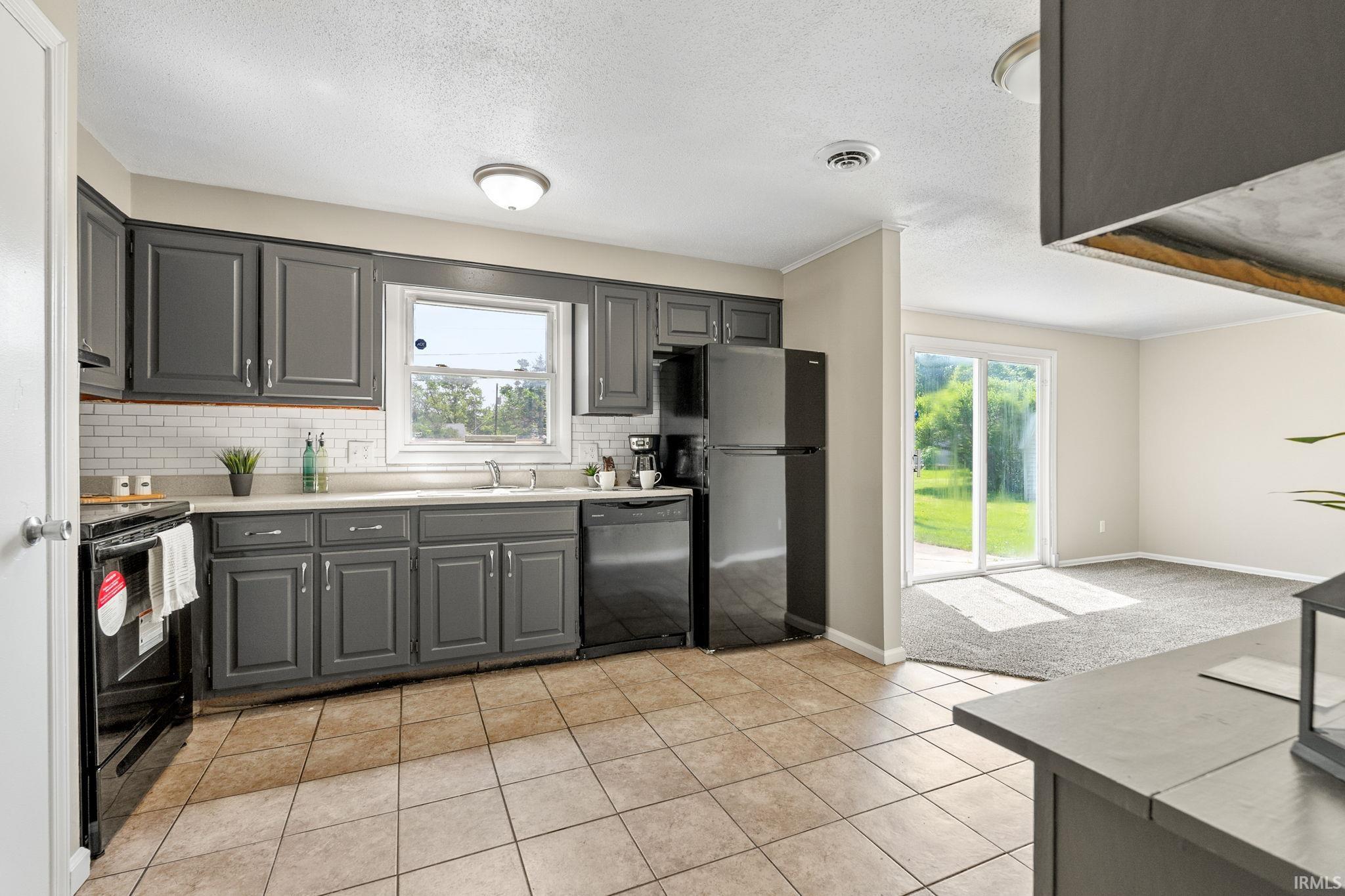 Photo 11 of 1816 Montgomery Court