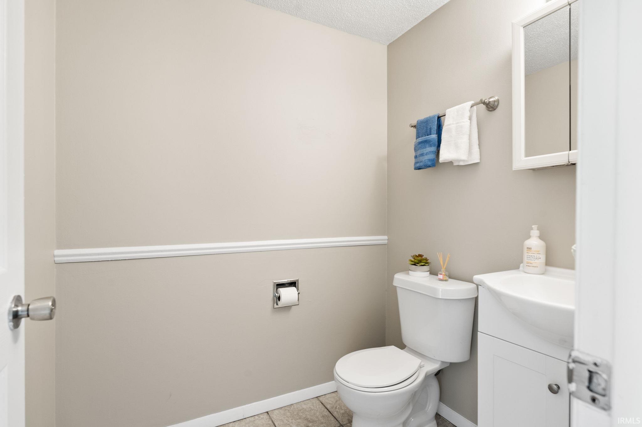 Photo 17 of 1816 Montgomery Court
