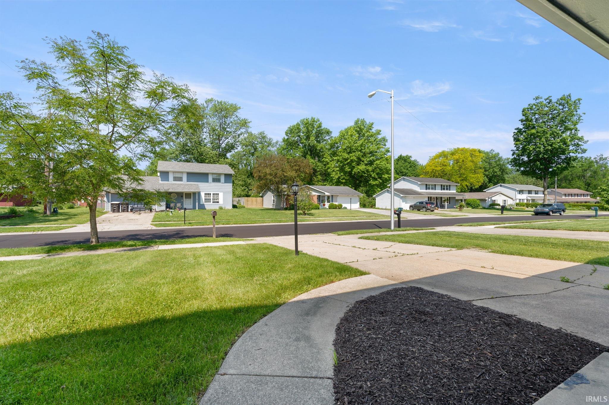 Photo 4 of 1816 Montgomery Court