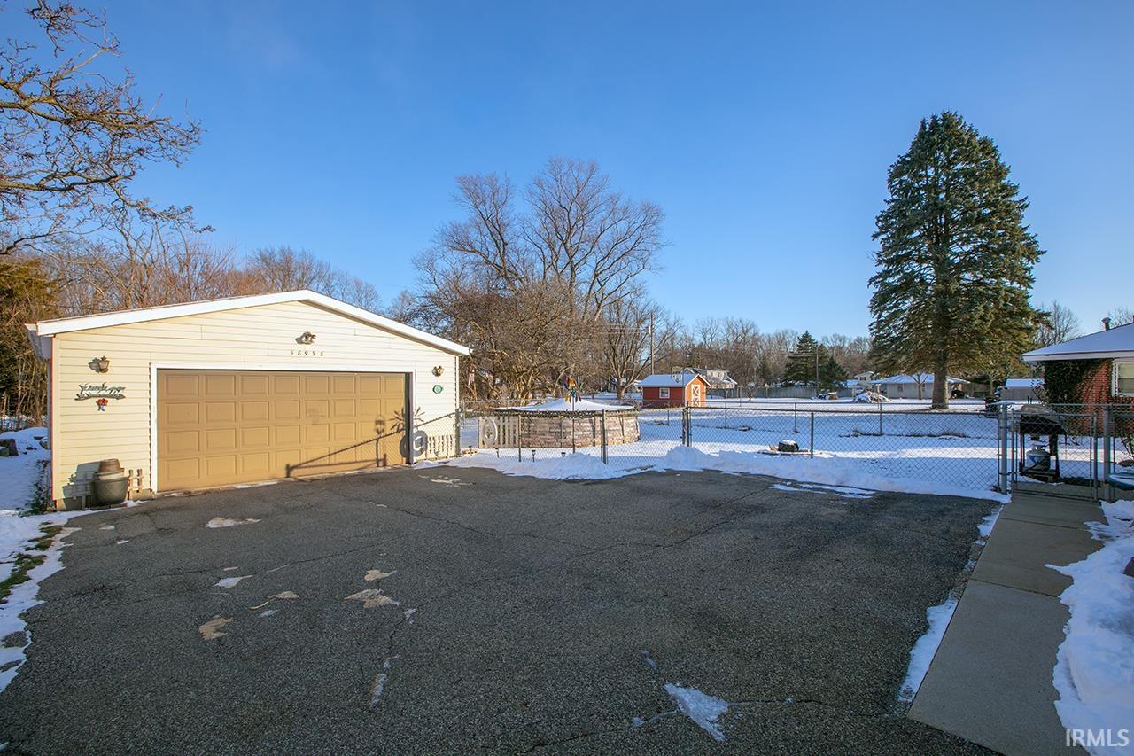 Photo 15 of 58938 Lindale Drive