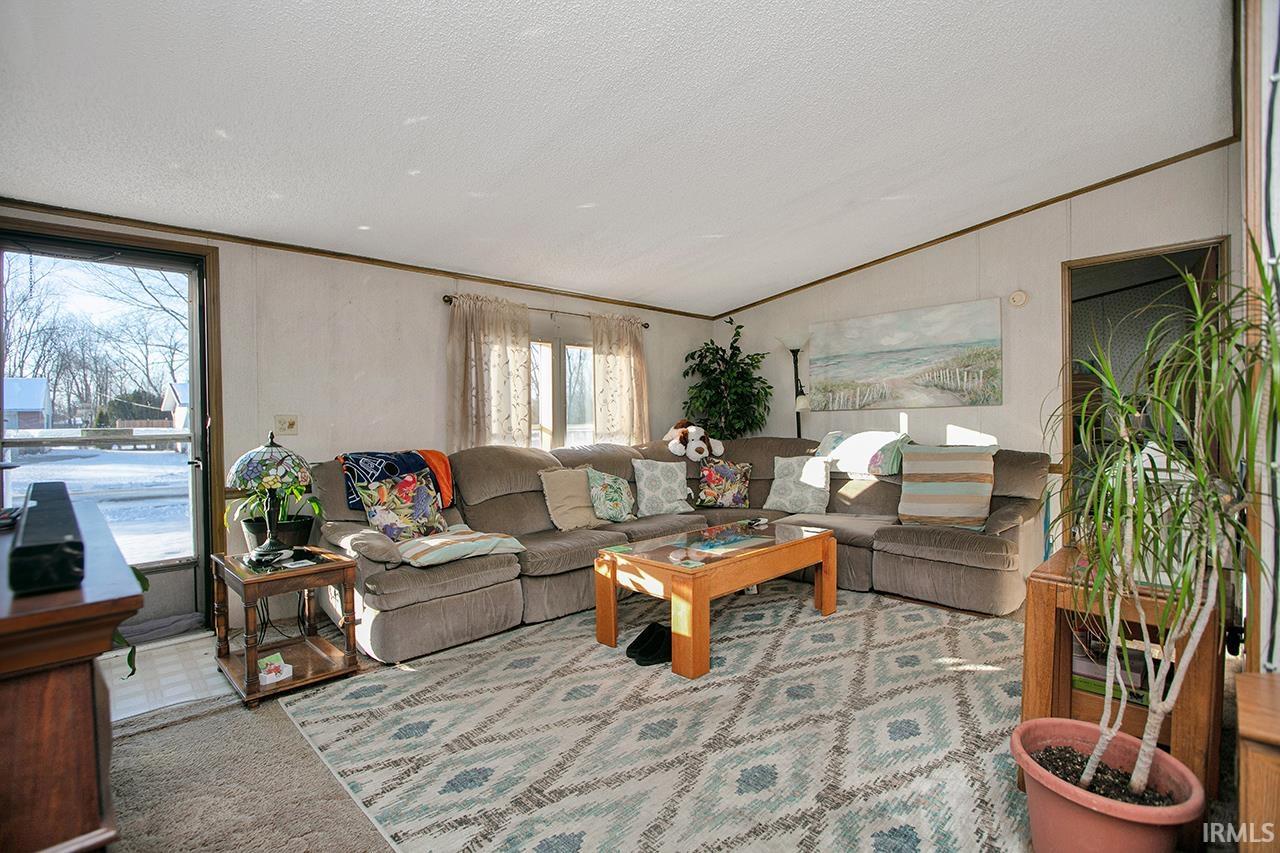 Photo 5 of 58938 Lindale Drive
