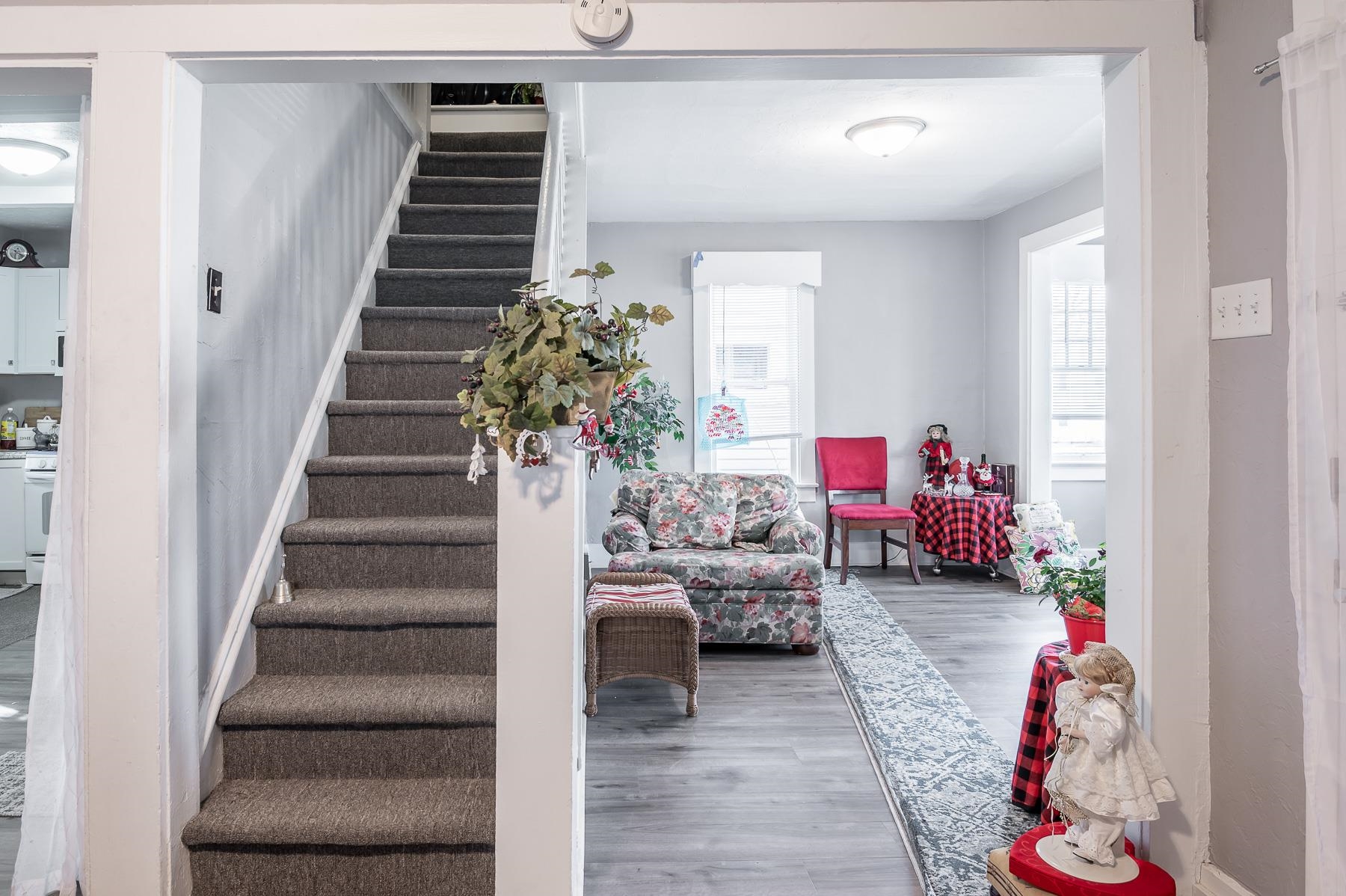 Photo 9 of 3719 Webster Street