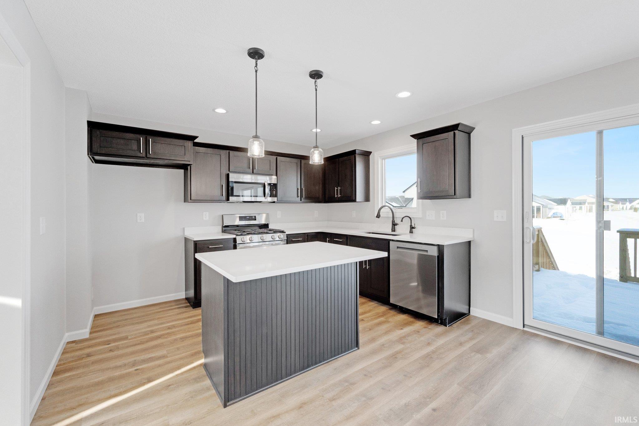Photo 6 of 551 Persimmon Cove