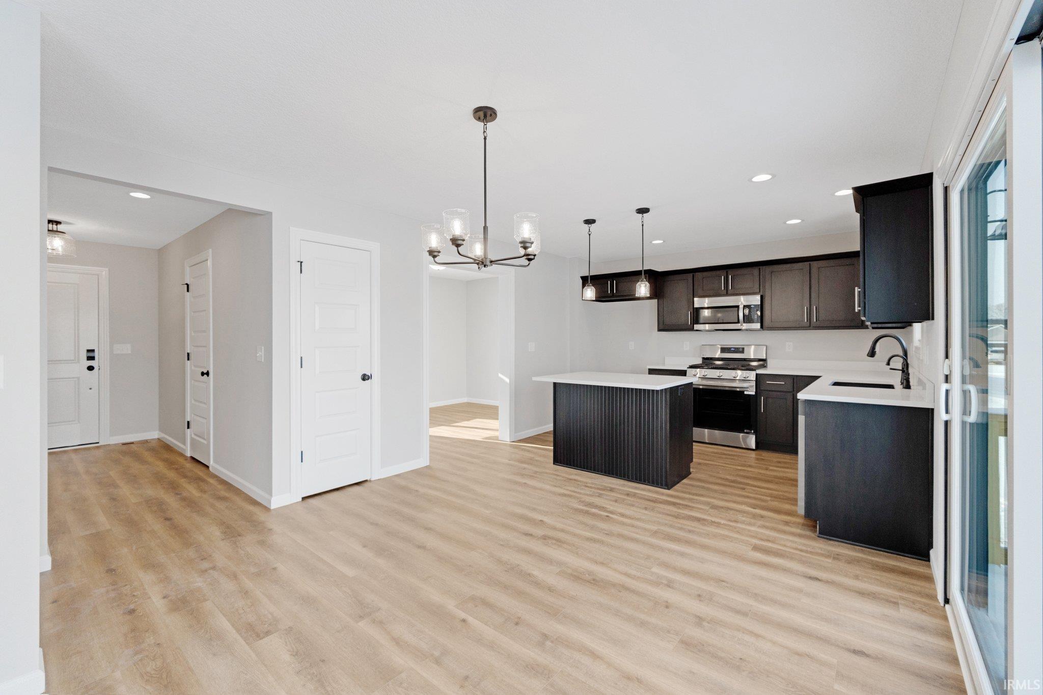 Photo 7 of 551 Persimmon Cove