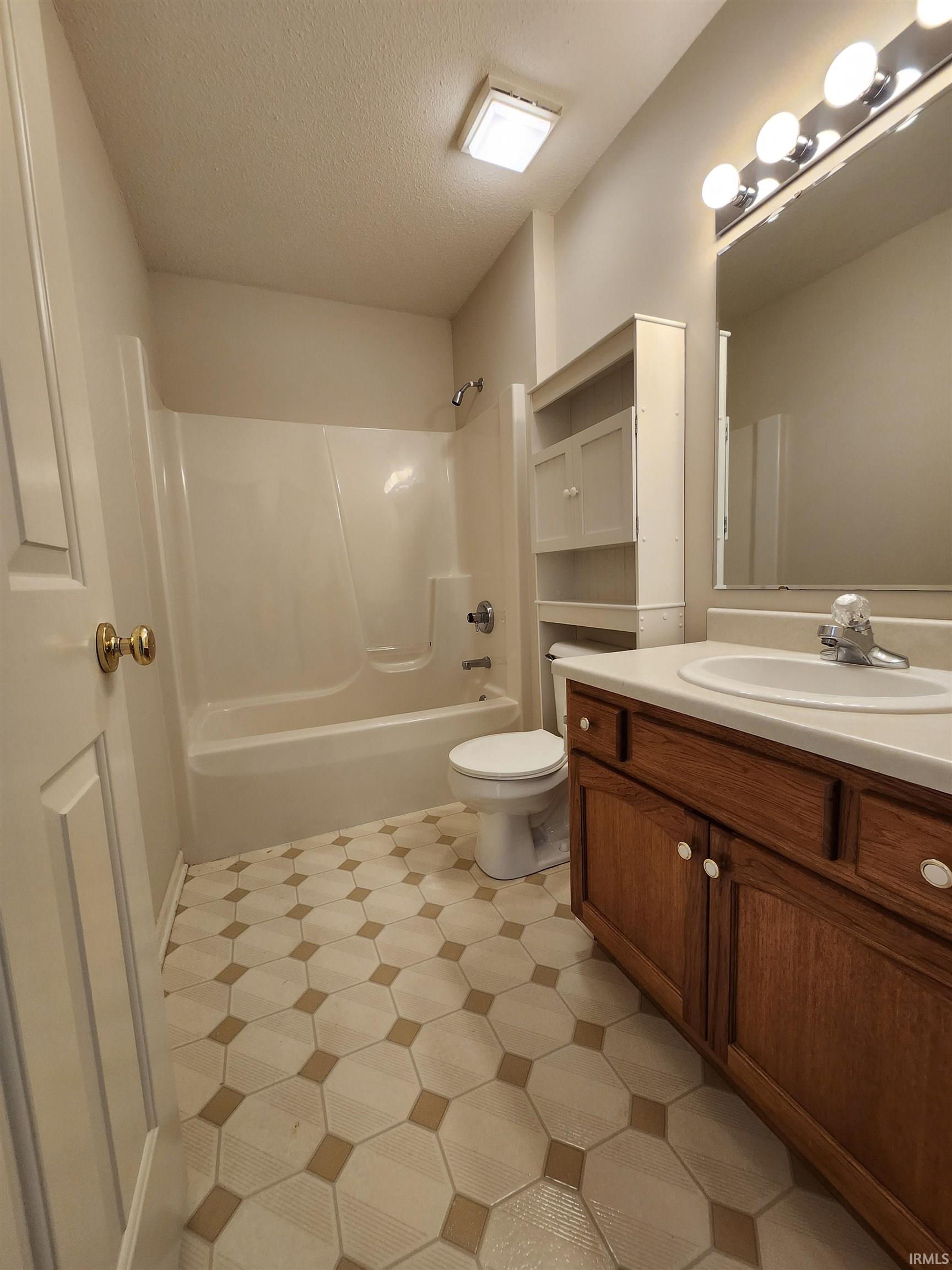 1431 Shingle Oak Pointe