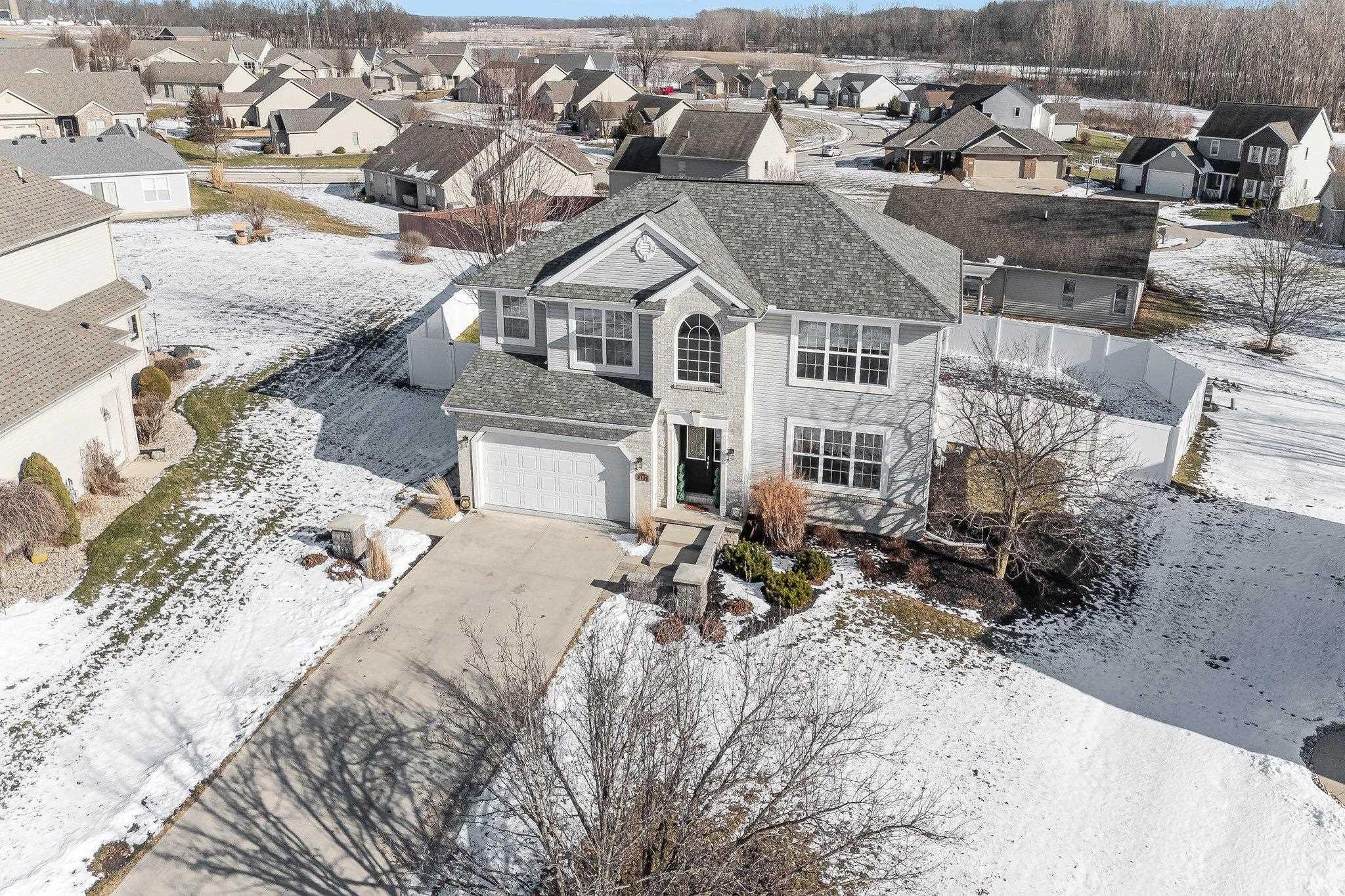 383 S Eagle Glen Trail
