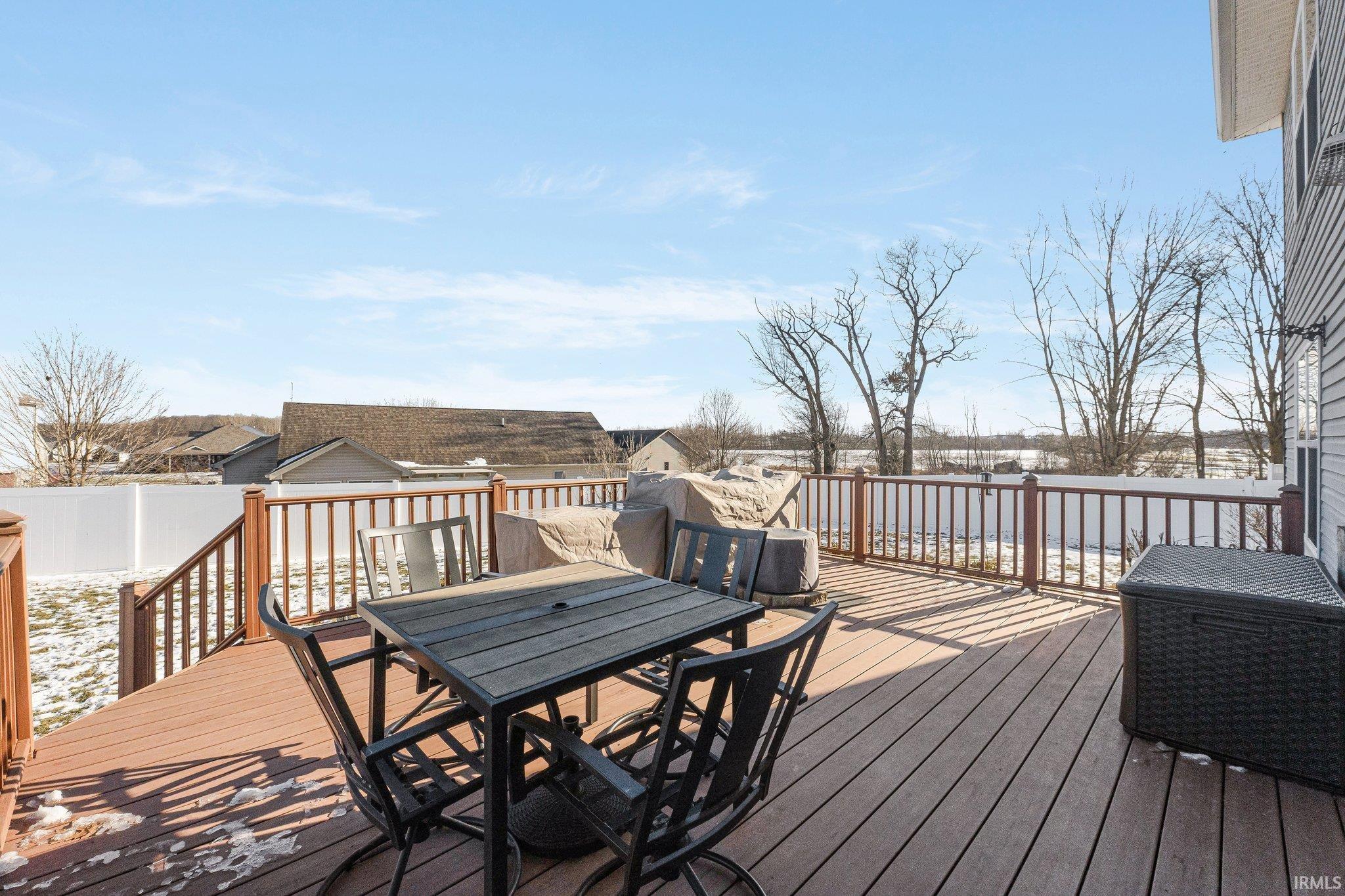 383 S Eagle Glen Trail