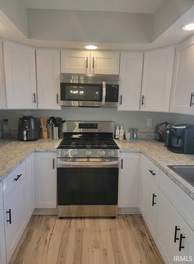 Photo 8 of 18098 Sunny Lane