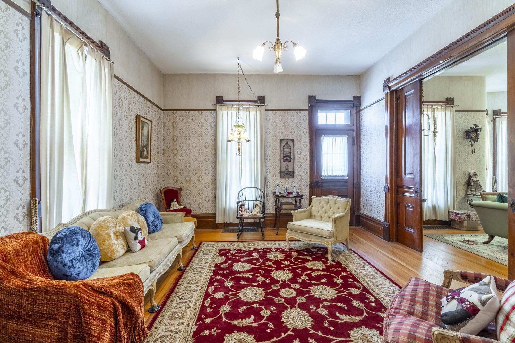 Photo 8 of 300 W Union Street