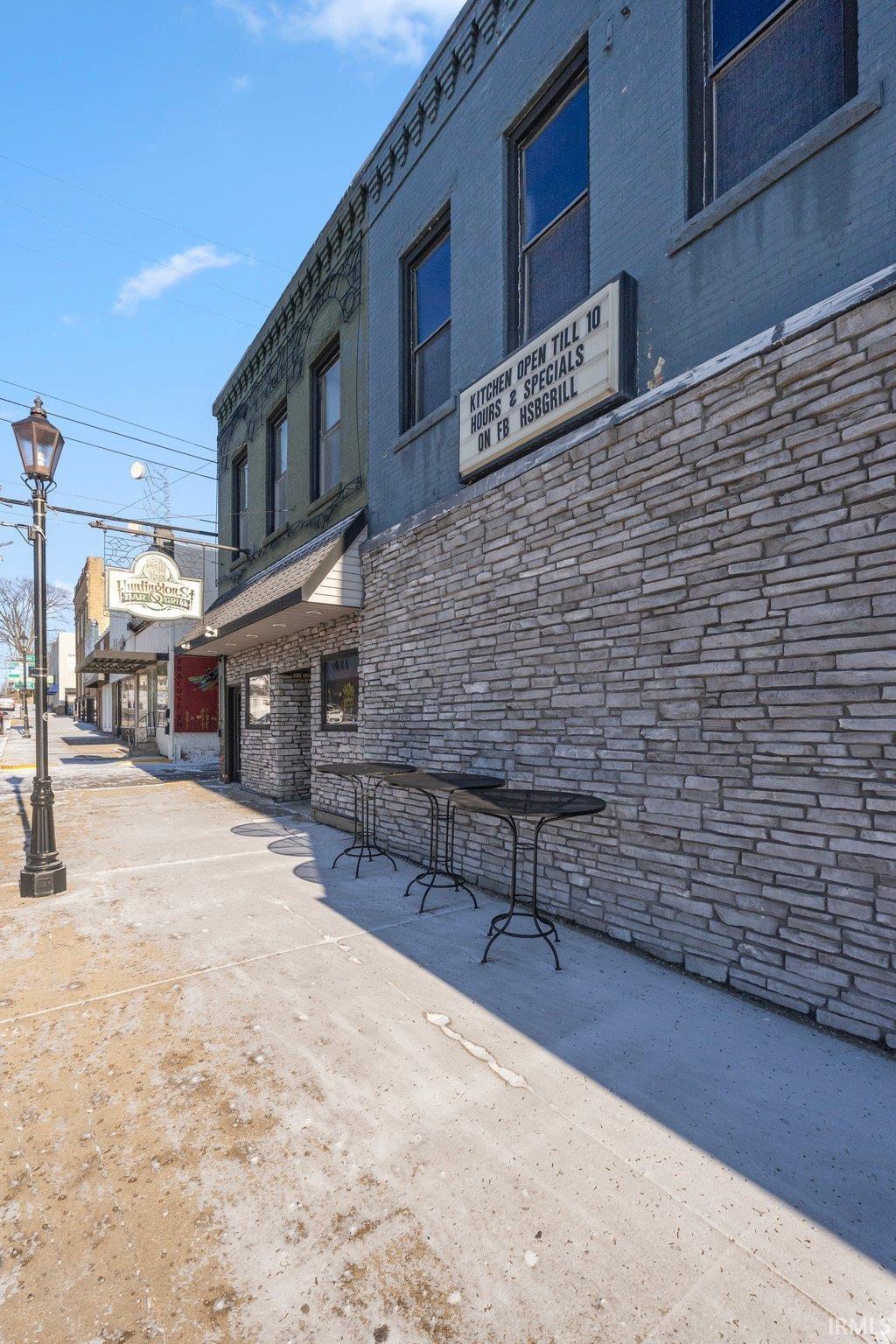 Photo 6 of 704 N Huntington Street