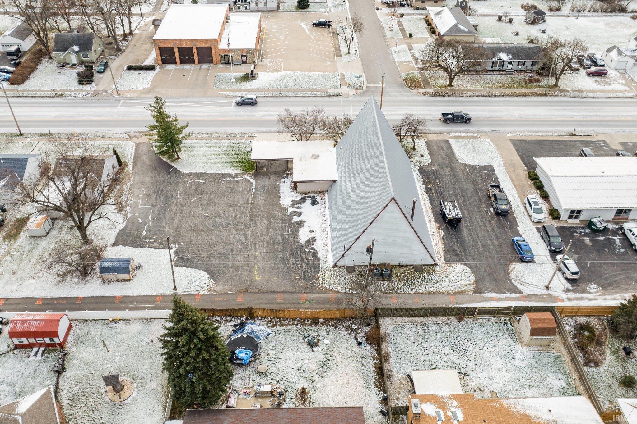 Photo 3 of 307 E North Street