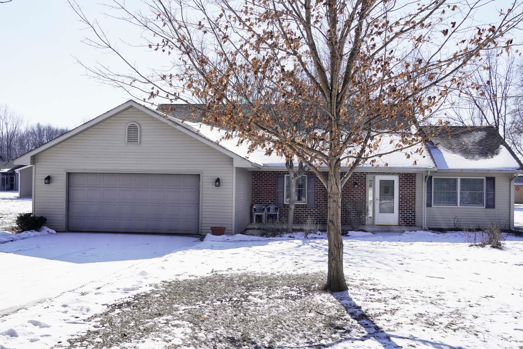 865 W Dogwood Drive