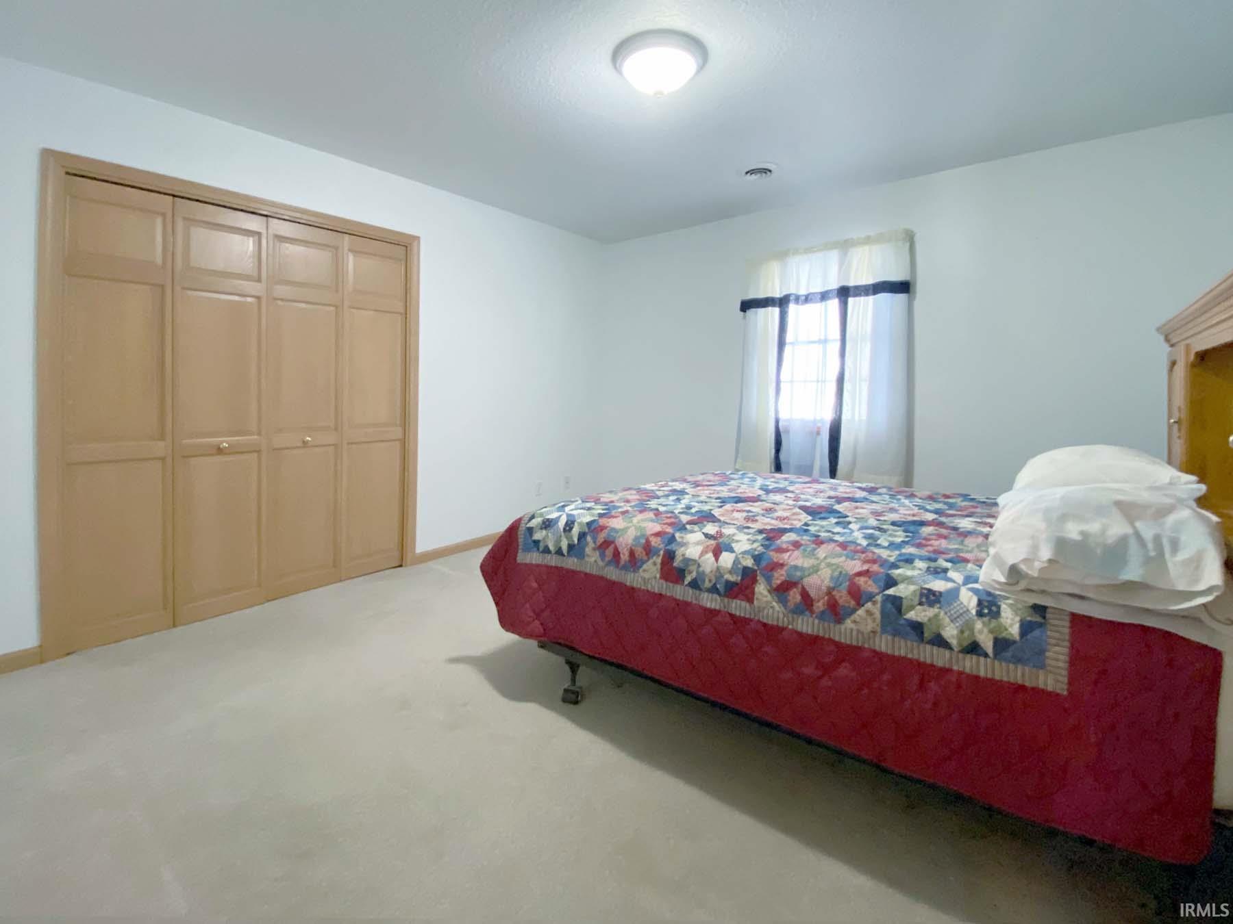 865 W Dogwood Drive