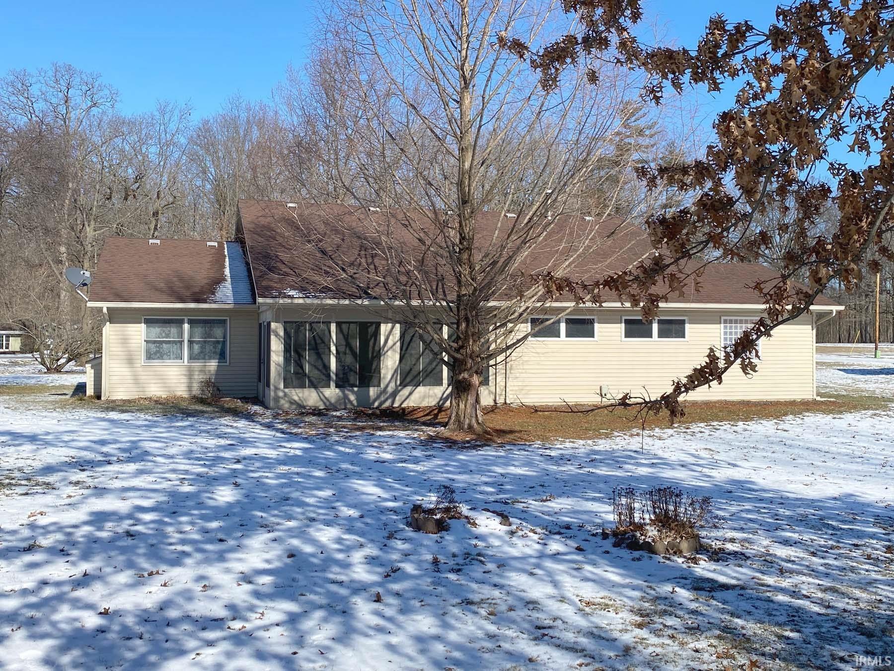 865 W Dogwood Drive
