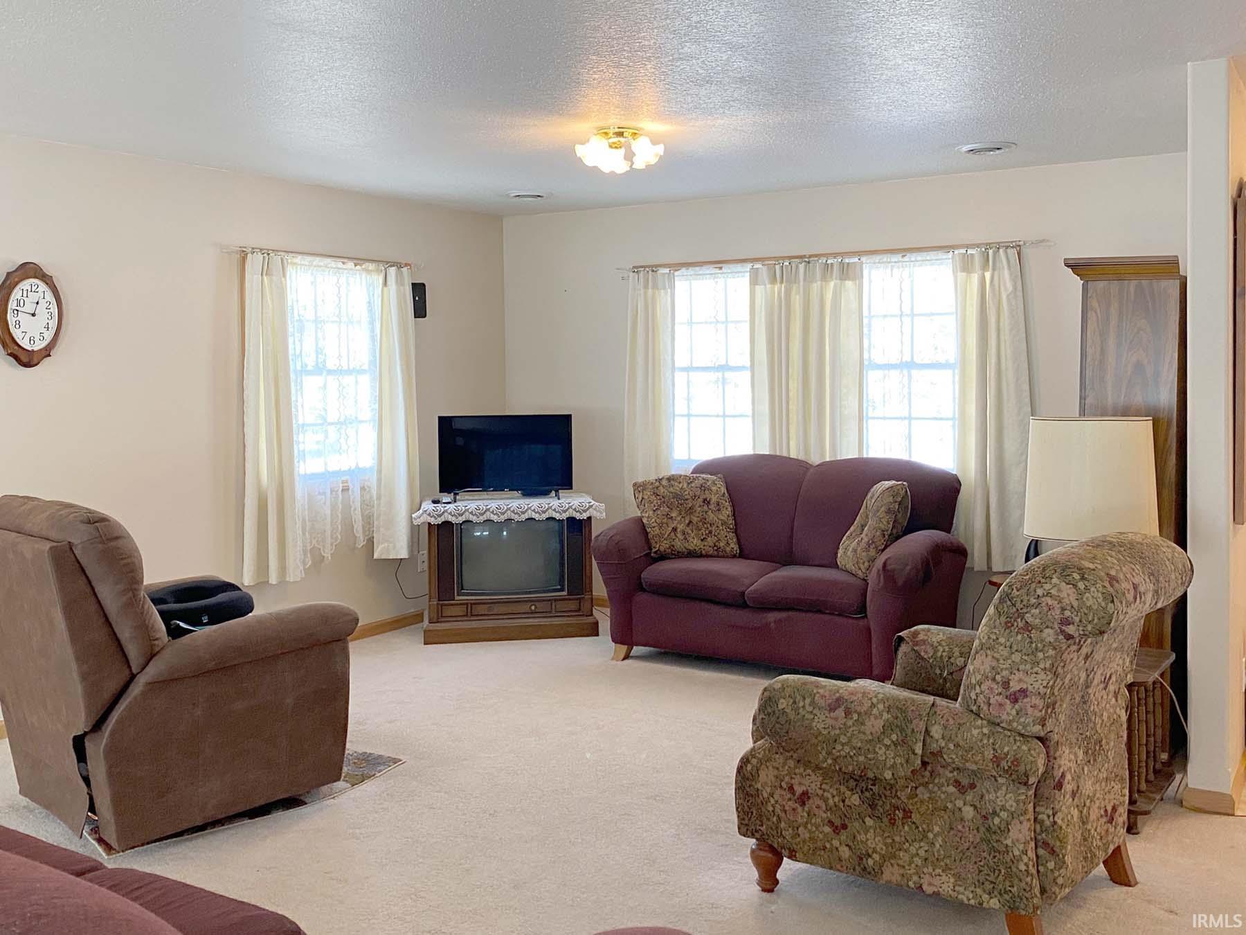 865 W Dogwood Drive