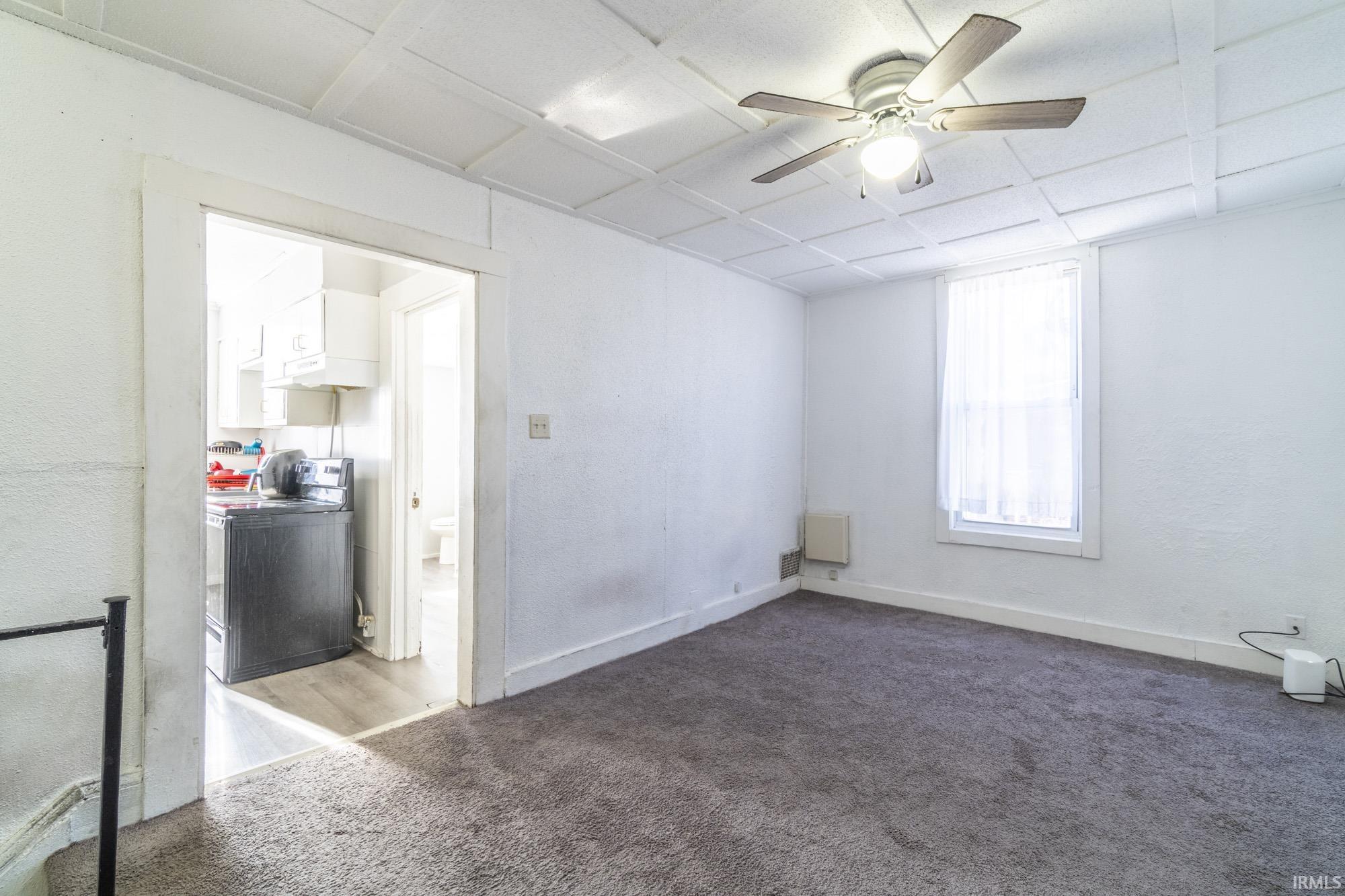 Photo 13 of 707 W Creighton Avenue