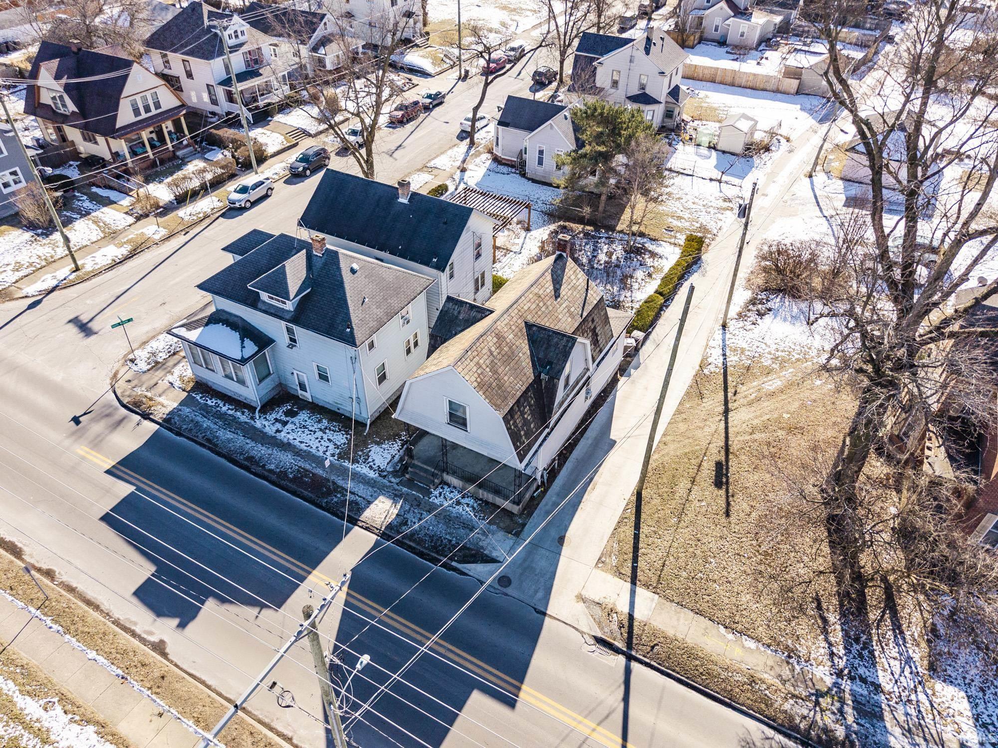 Photo 5 of 707 W Creighton Avenue