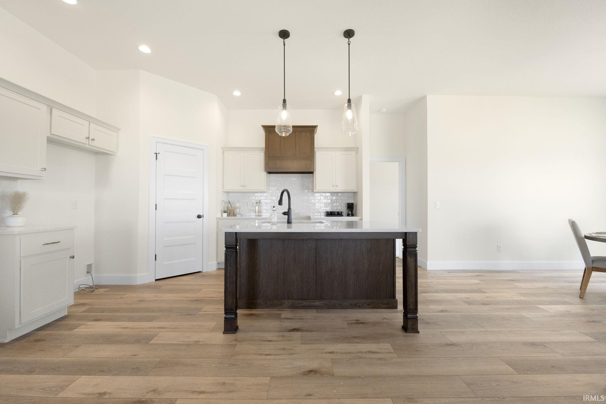 Photo 14 of 4725 Silverstone Passage