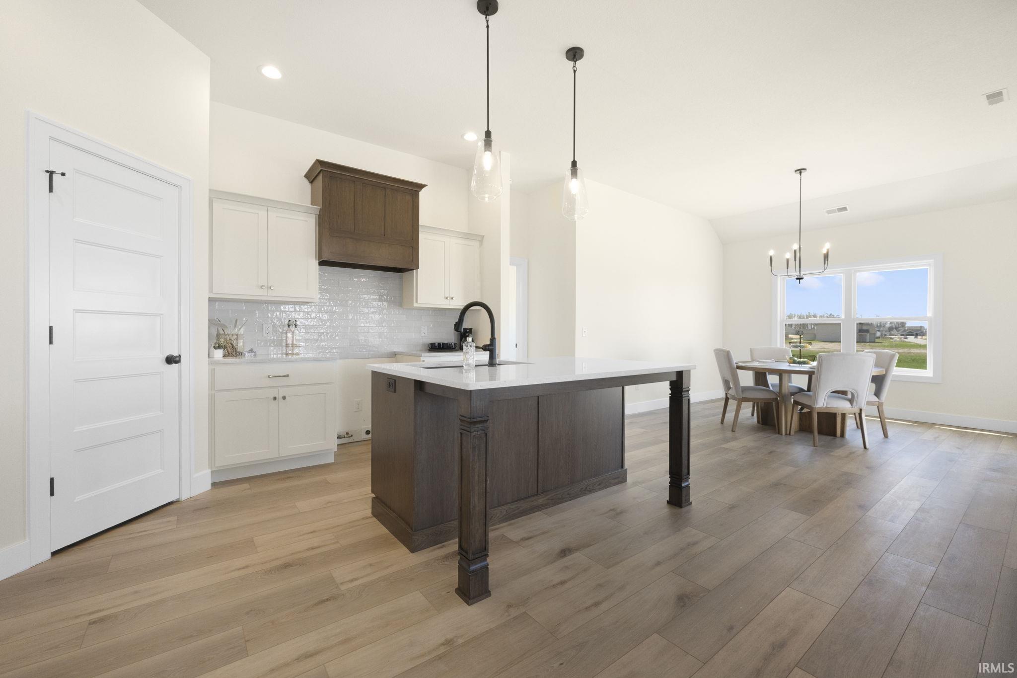 Photo 15 of 4725 Silverstone Passage