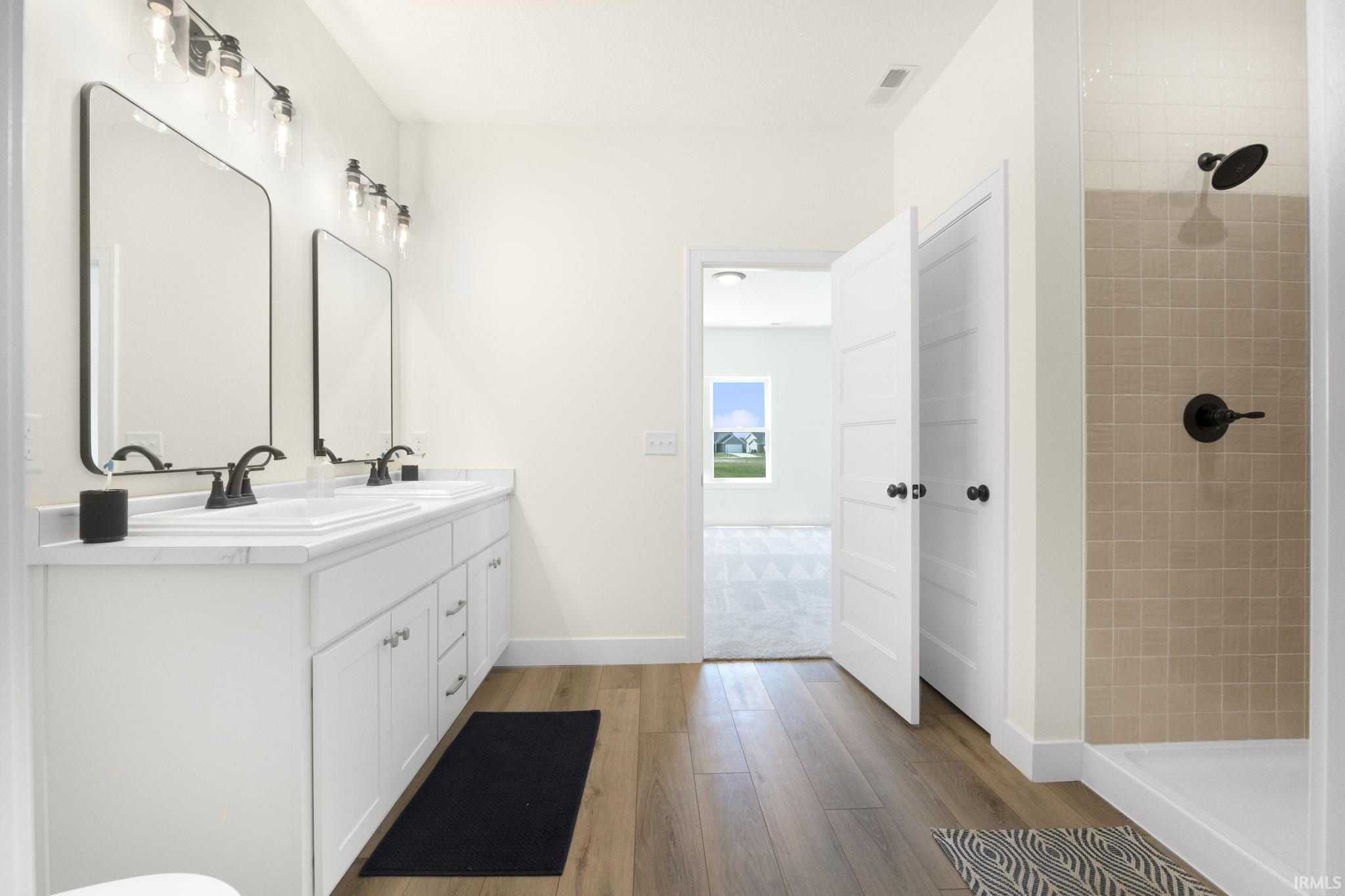 Photo 29 of 4725 Silverstone Passage