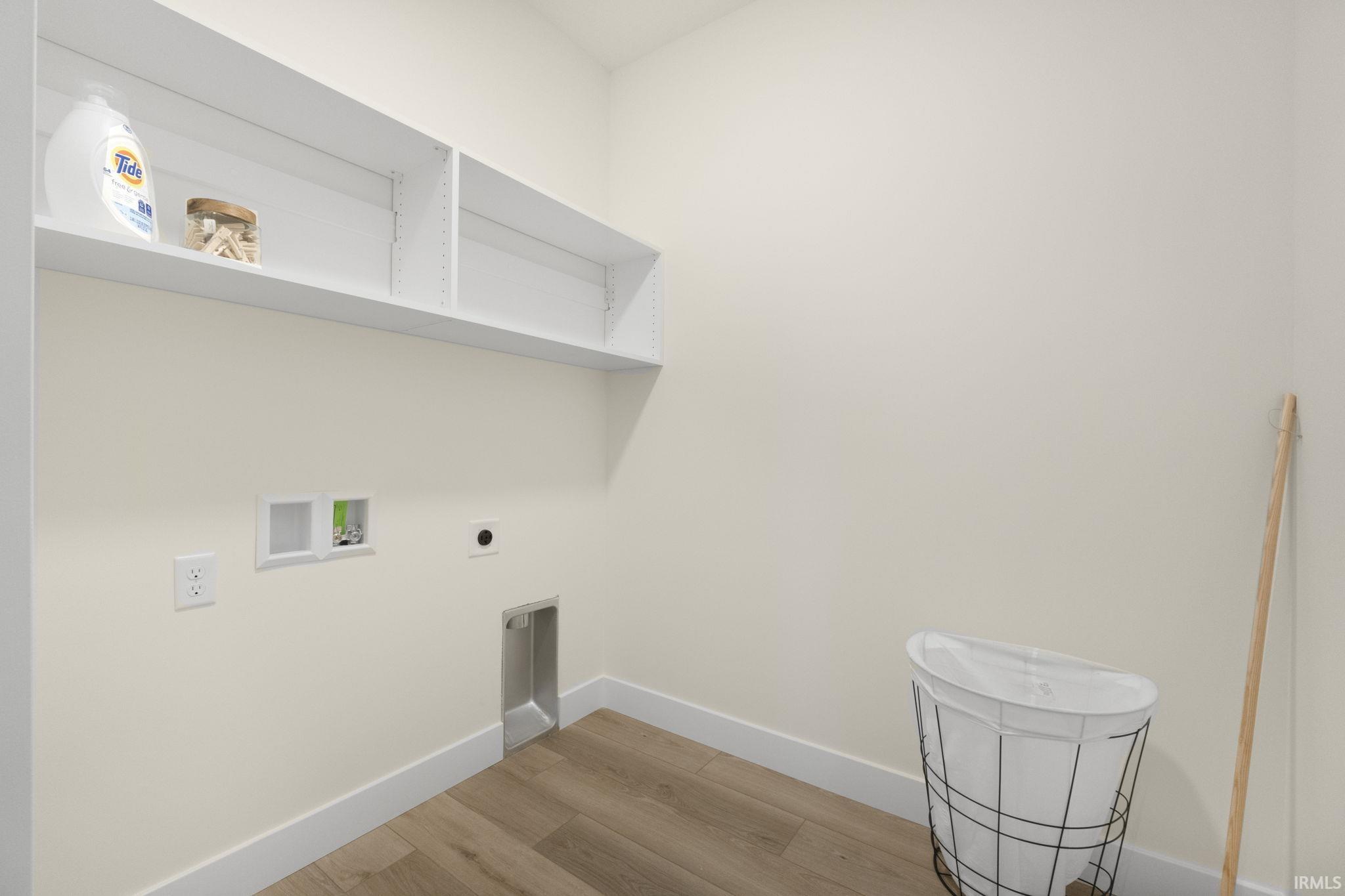 Photo 6 of 4725 Silverstone Passage