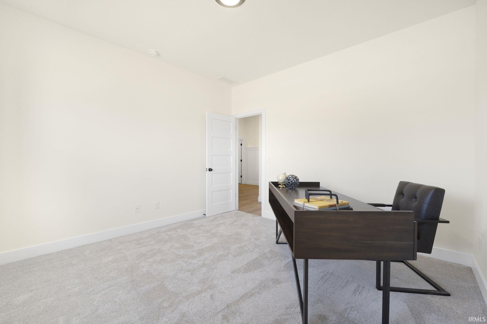 Photo 8 of 4725 Silverstone Passage