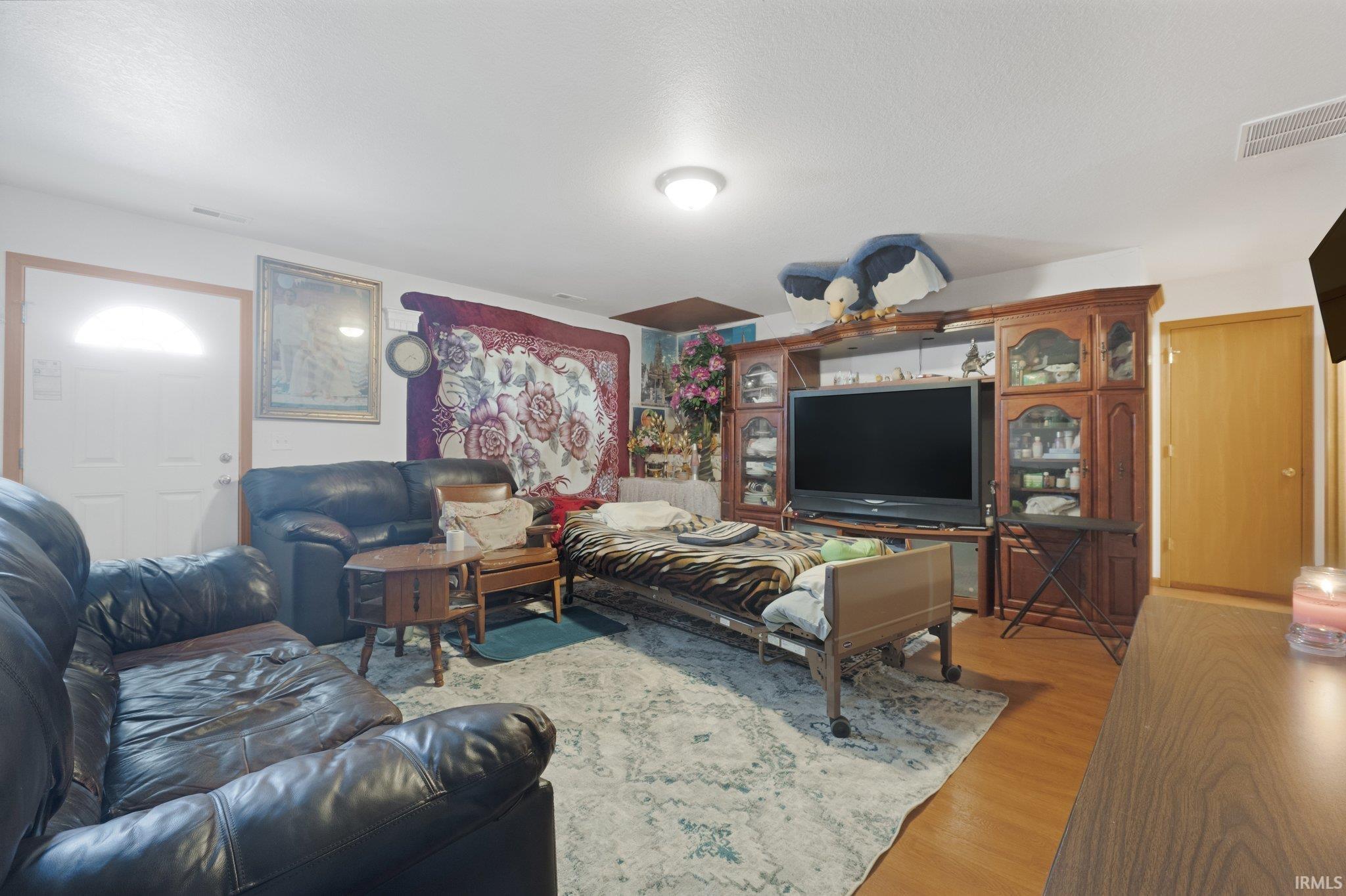 Photo 5 of 3610 E Sherwood Terrace