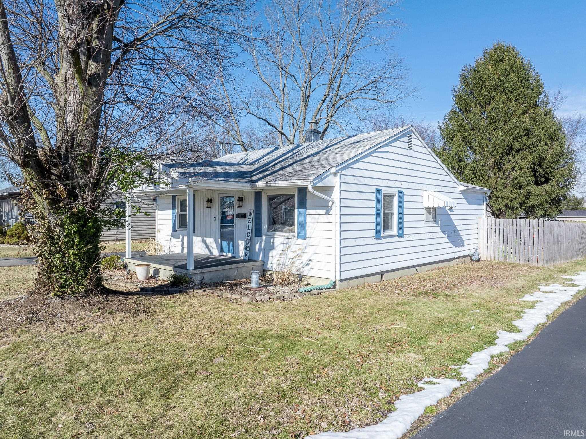 Photo 3 of 620 Linlawn Drive