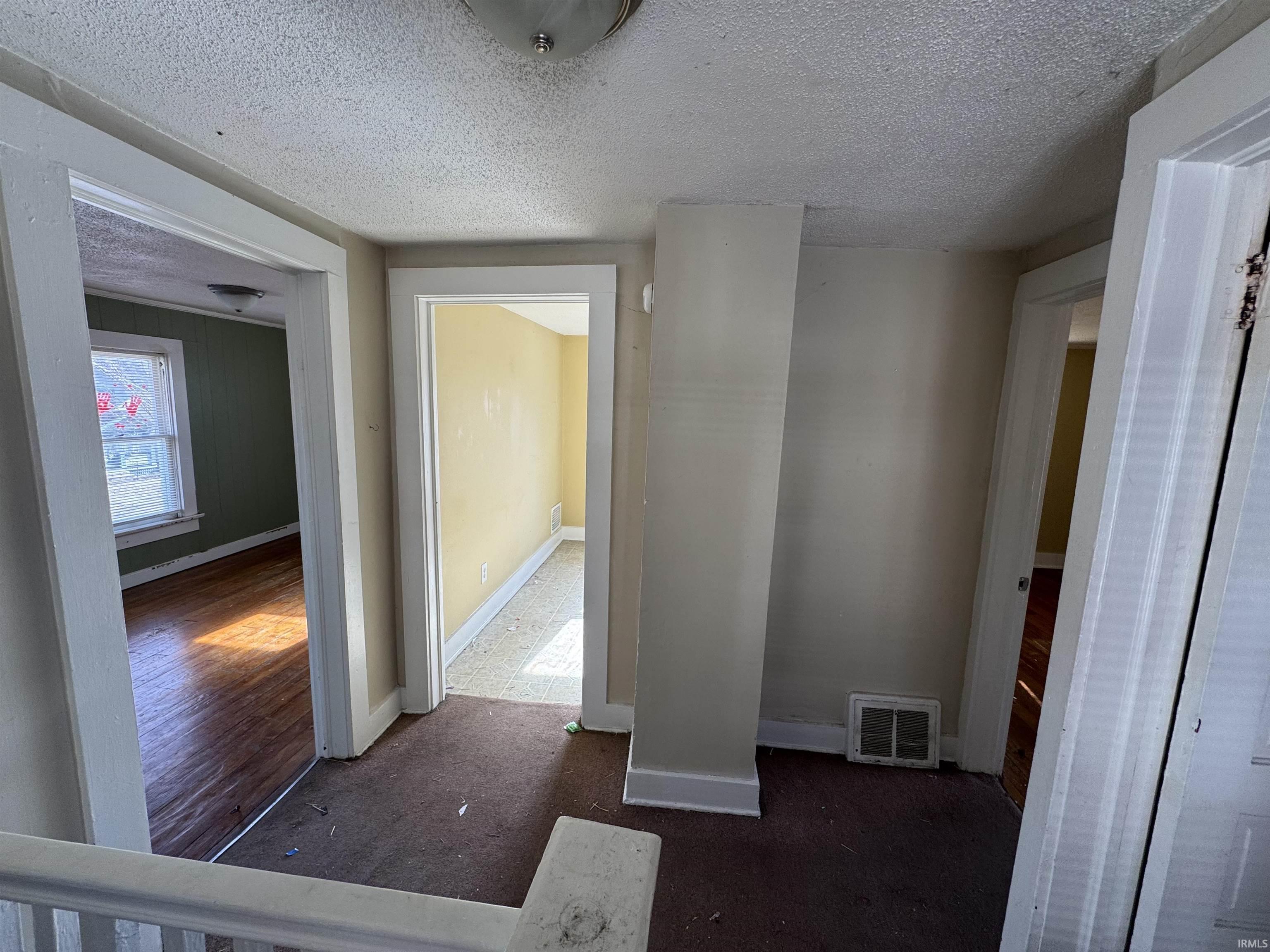 Photo 11 of 1413 Oneida Street