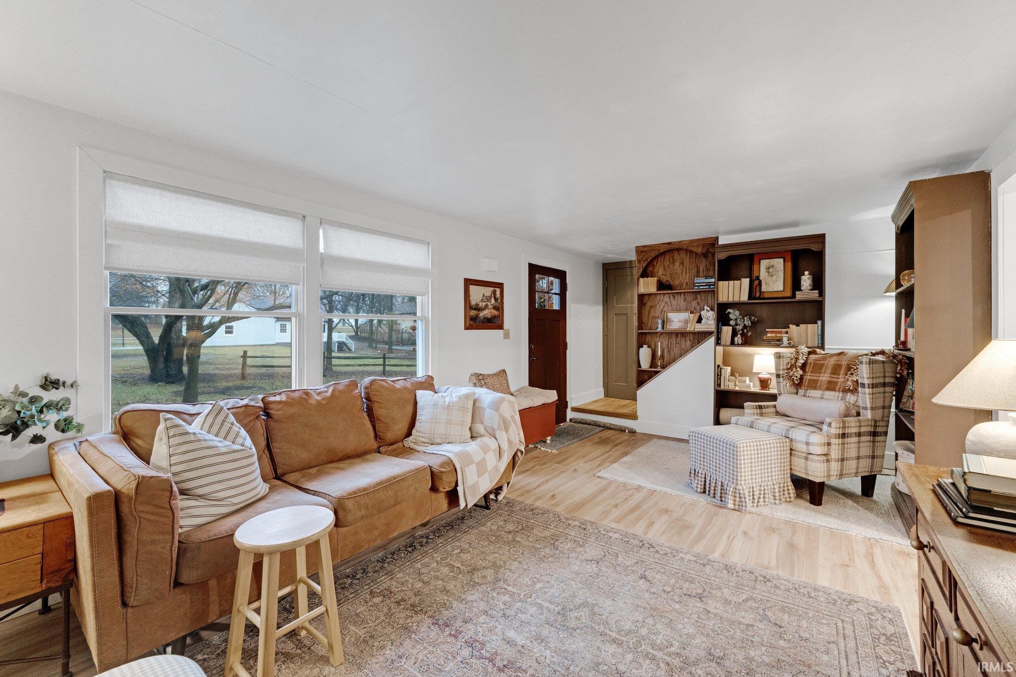 2042 S Maple Run