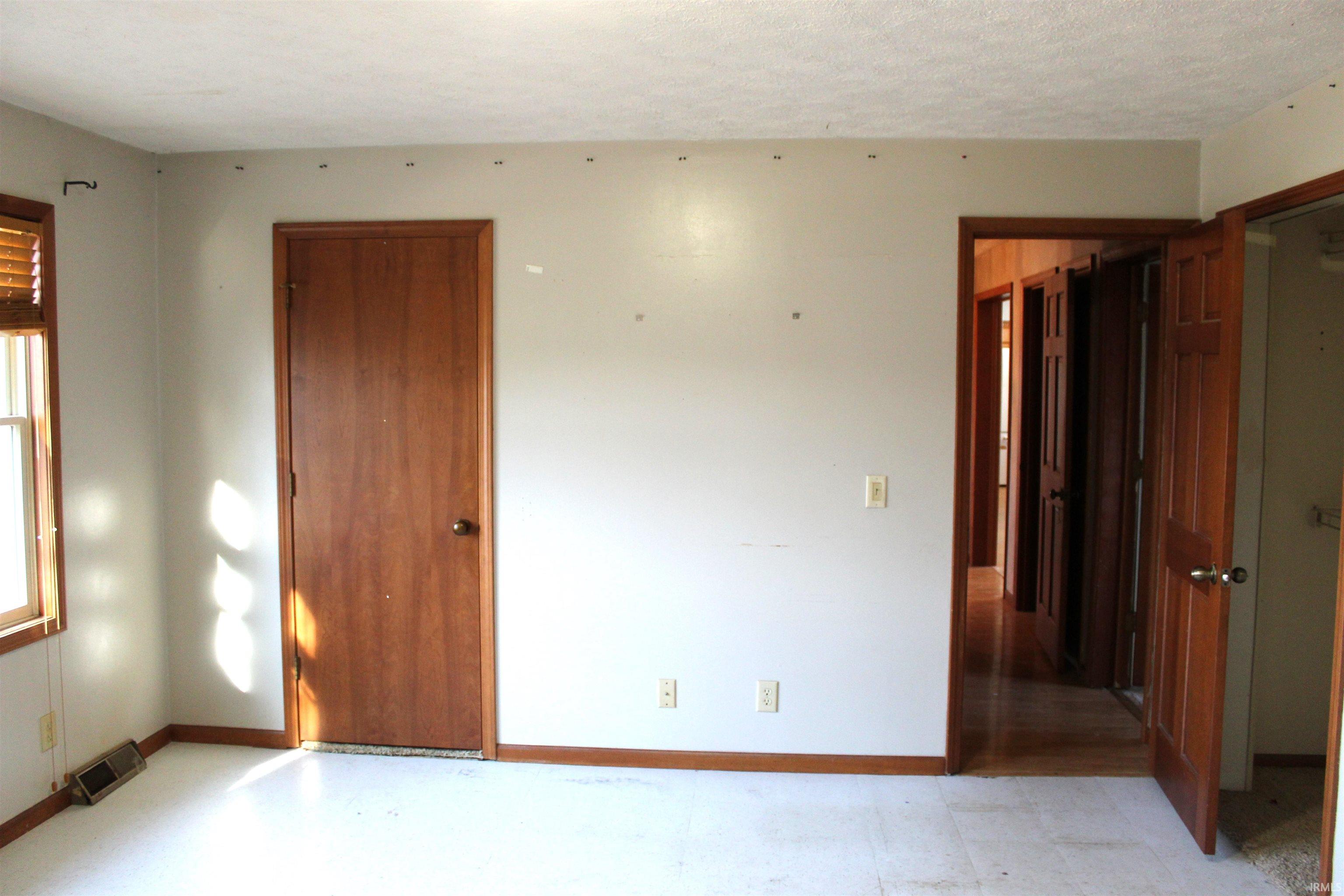 Photo 16 of 880 W Mashie Court