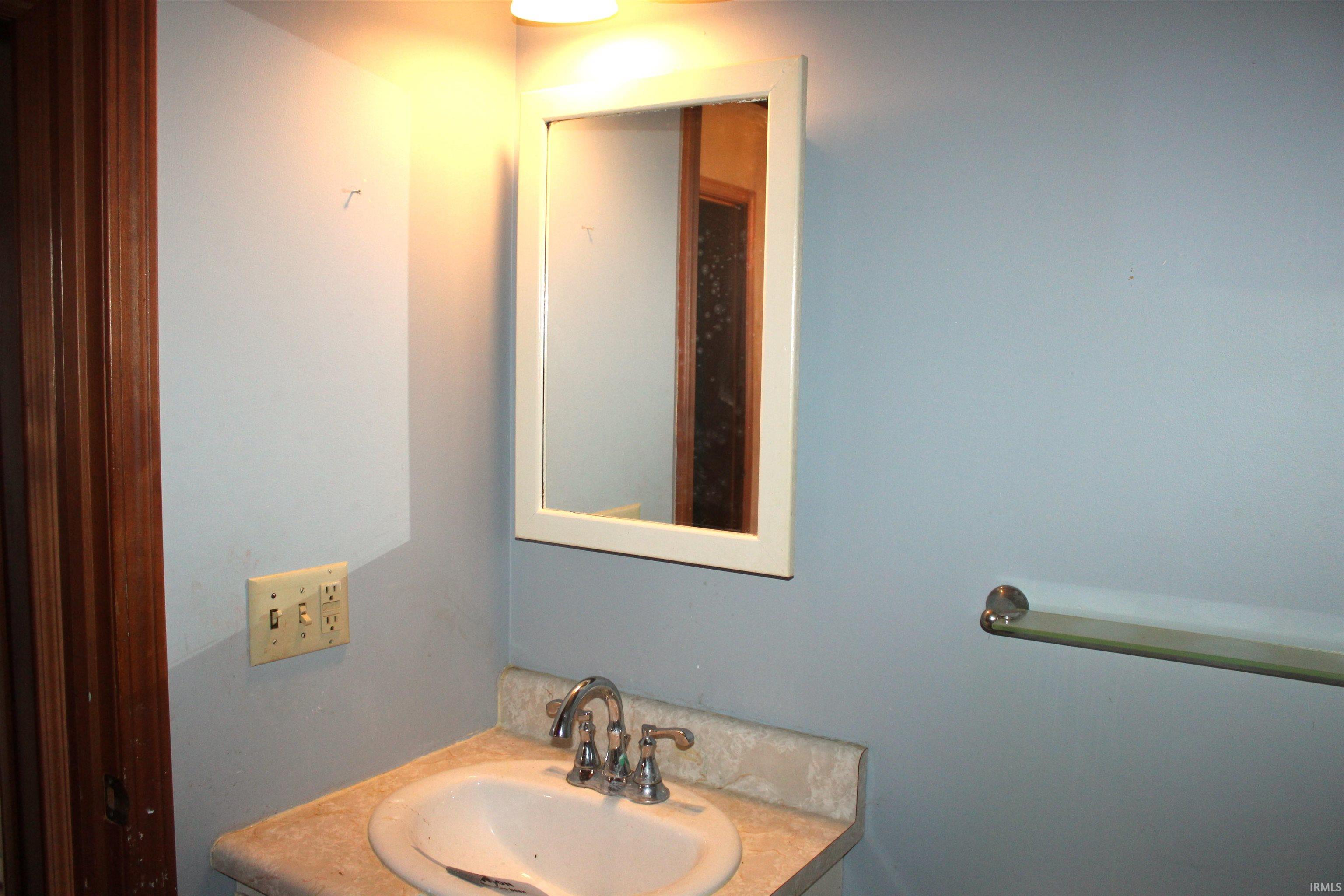 Photo 27 of 880 W Mashie Court
