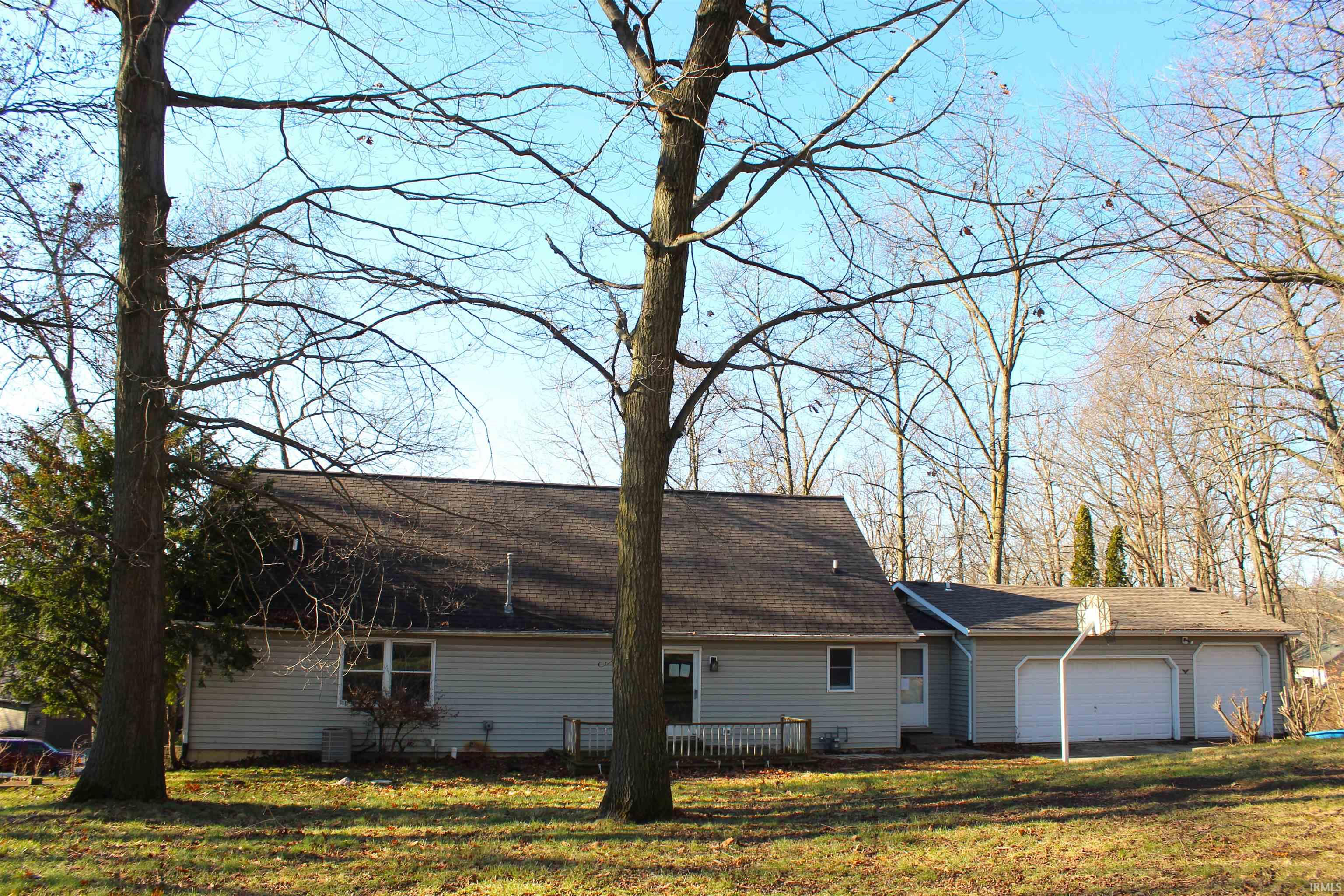 Photo 4 of 880 W Mashie Court