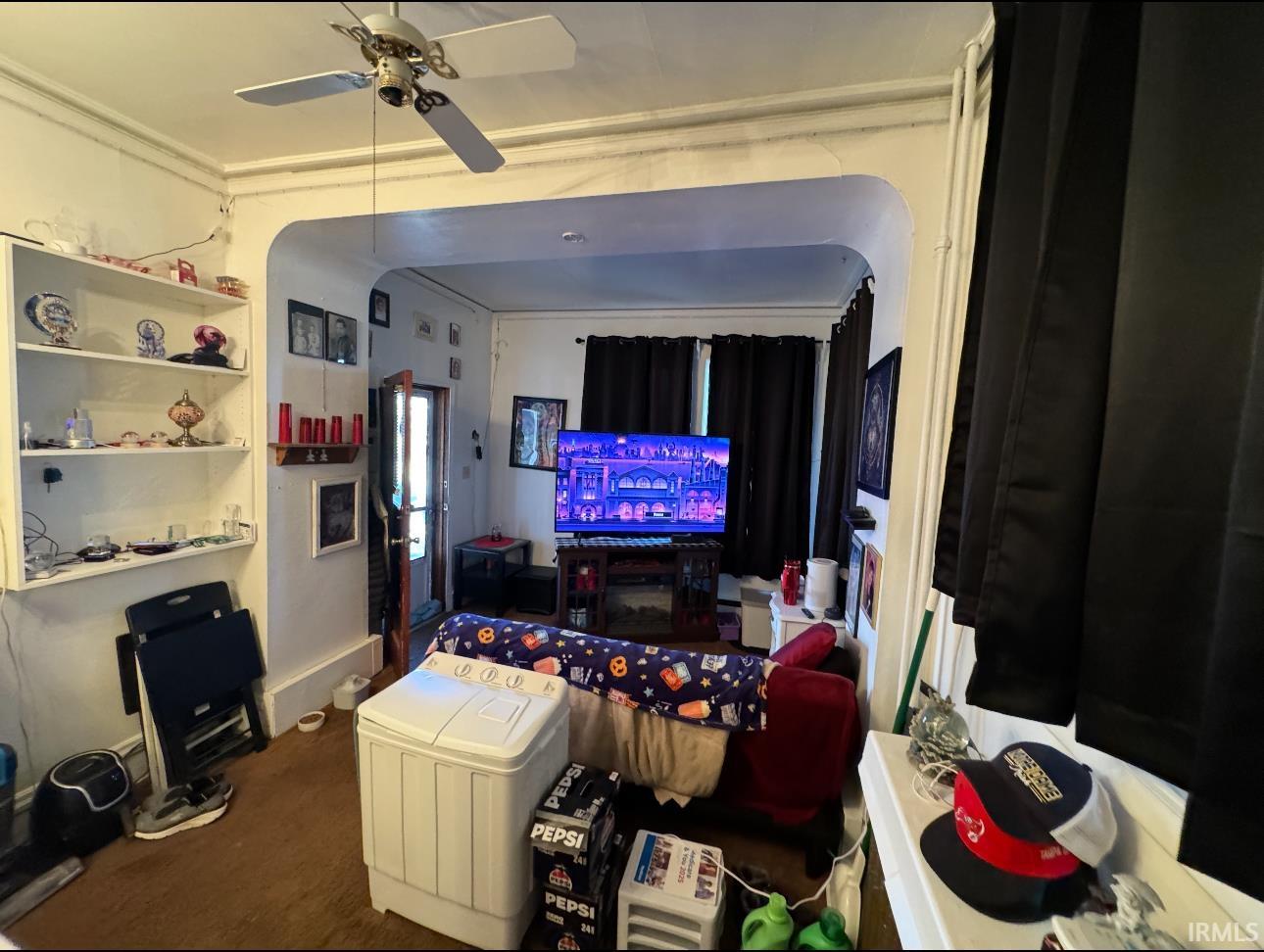 Photo 10 of 919 Parkview Avenue