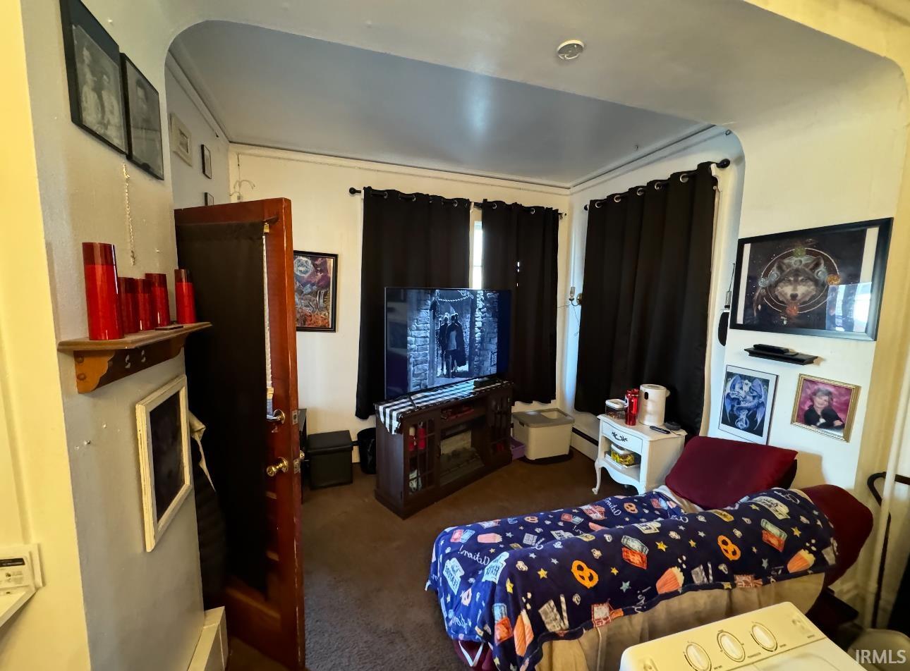 Photo 11 of 919 Parkview Avenue