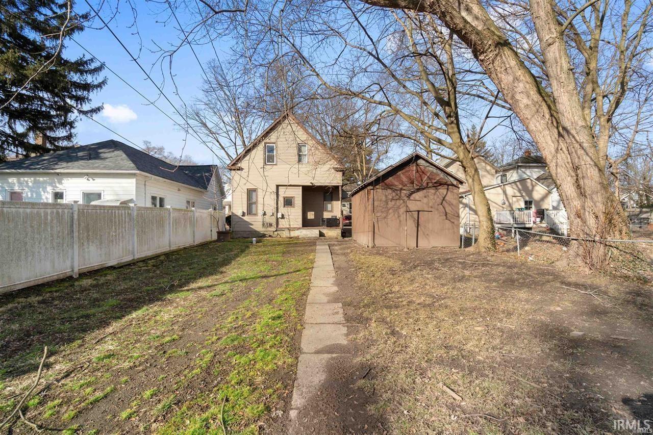 Photo 18 of 2411 Fox Avenue
