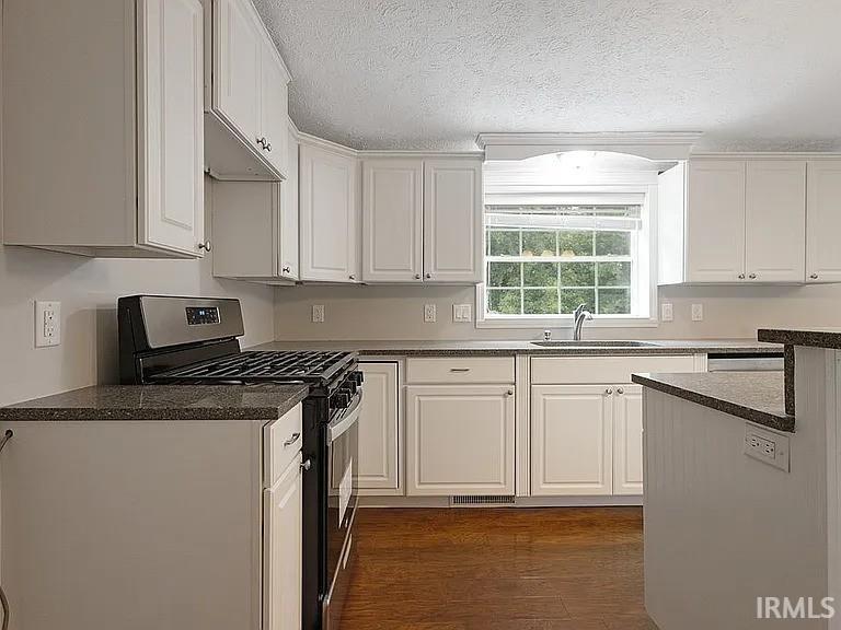 Photo 6 of 24963 Corbin Drive