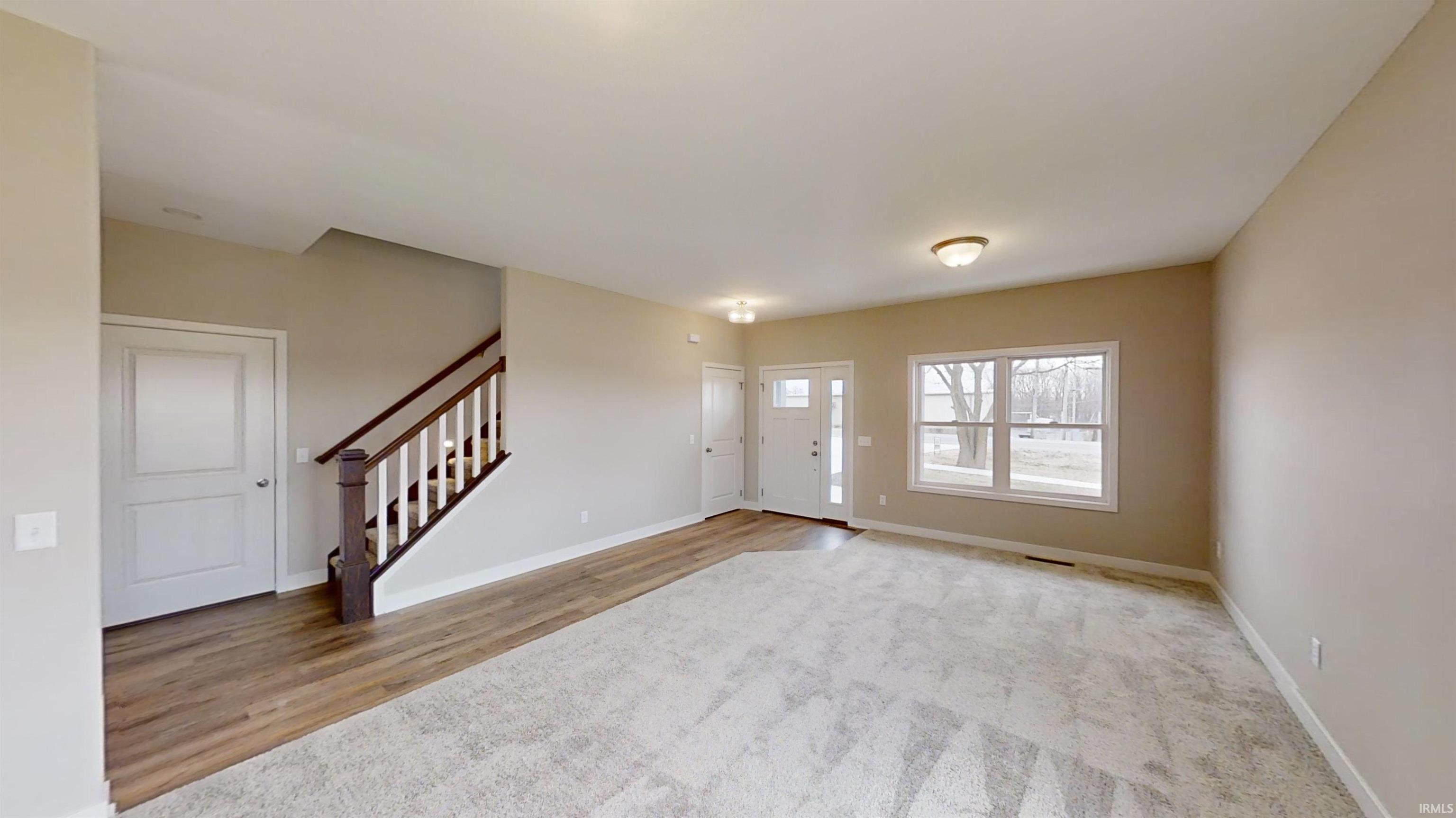 Photo 5 of 1032 S St Rd 205