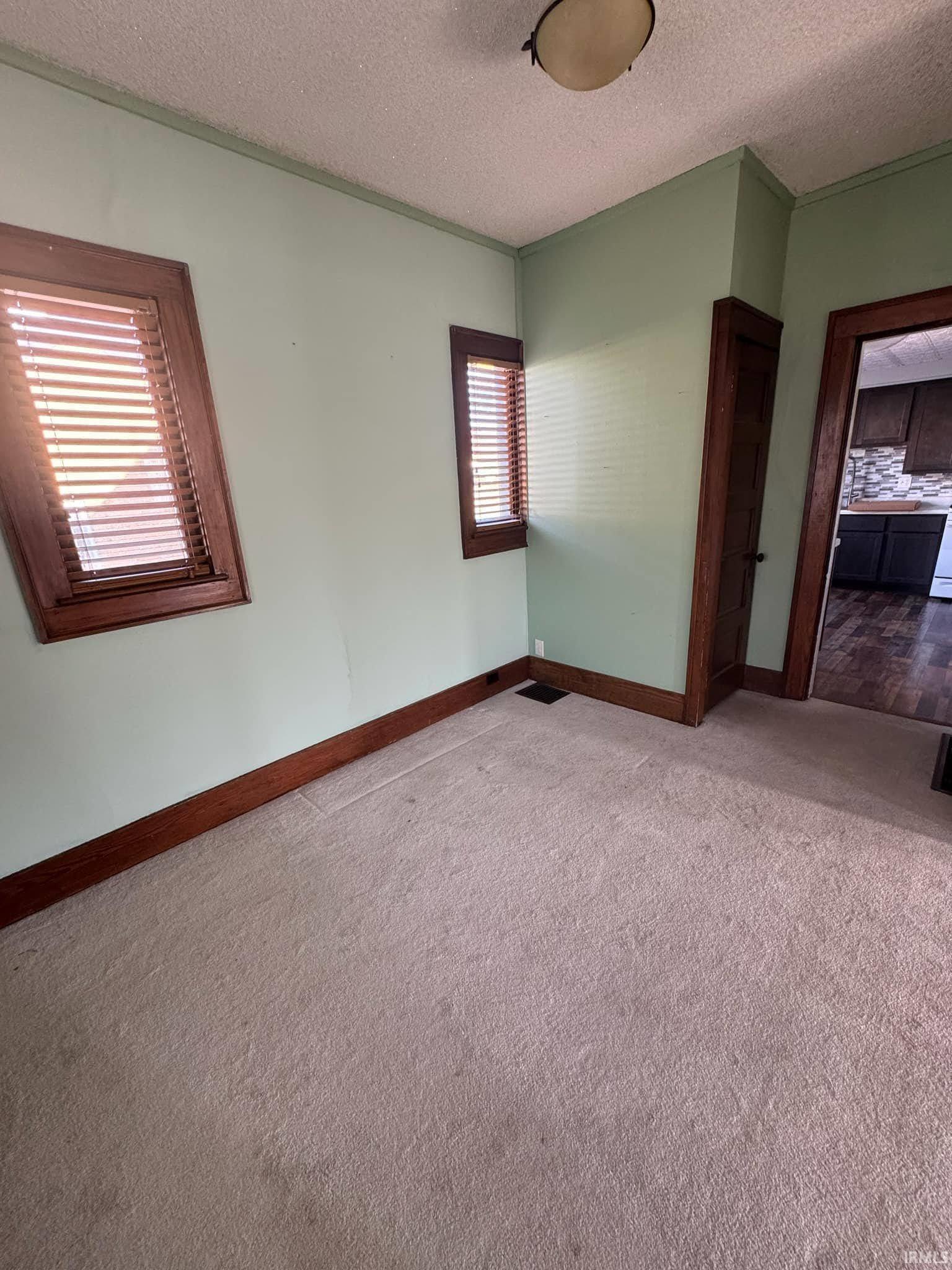 Photo 11 of 295 E Morse Street
