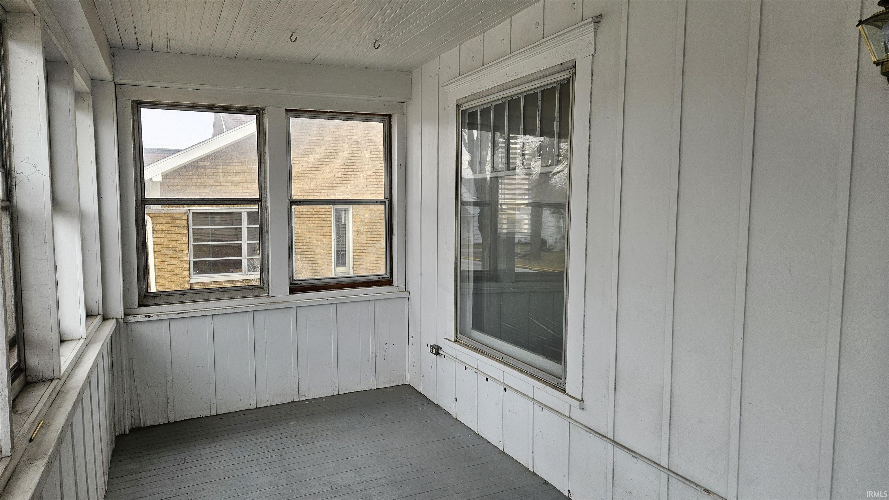 Photo 7 of 295 E Morse Street
