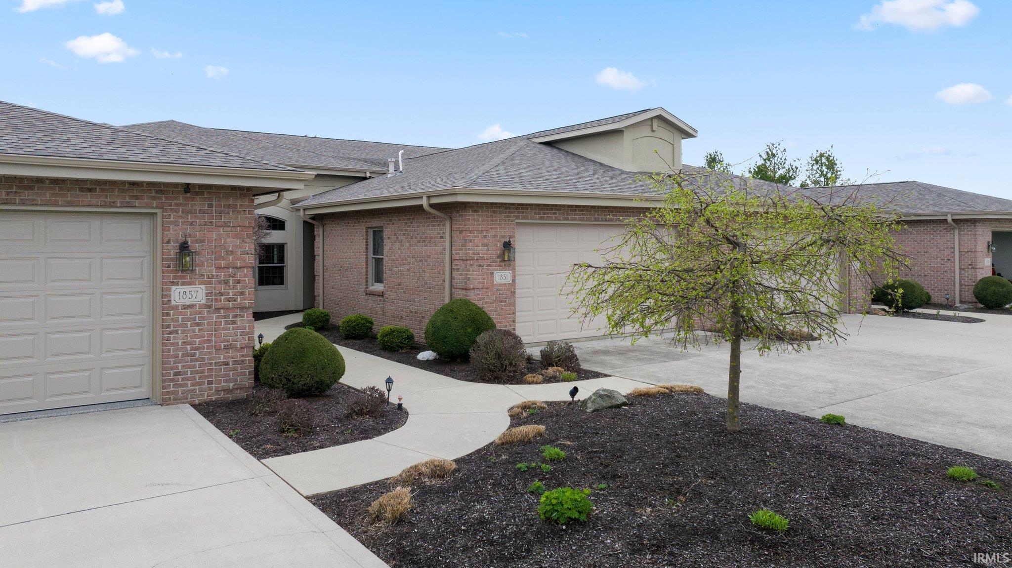 Photo 1 of 1851 N High Pointe Court