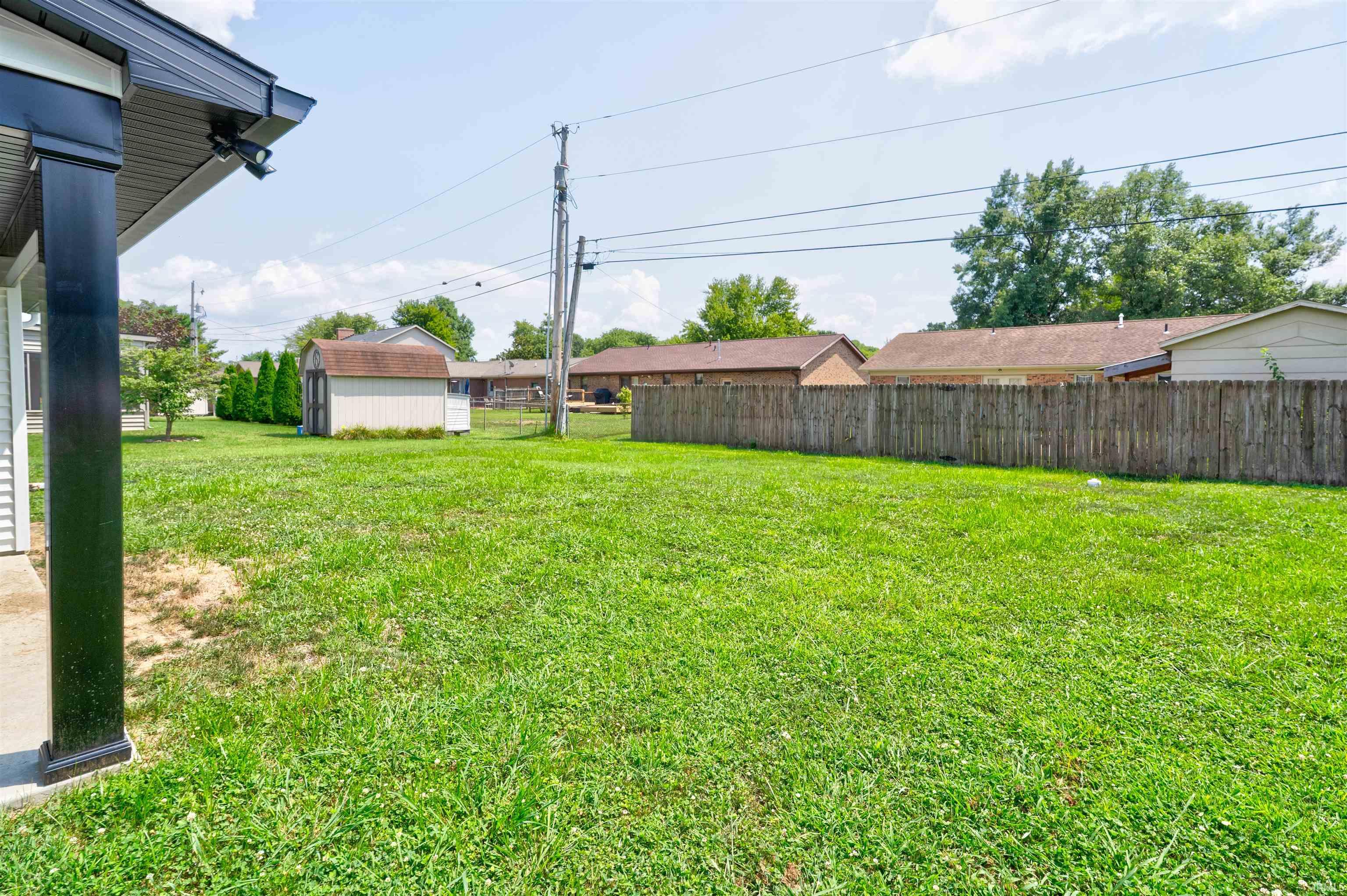 Homes for sale in Mount Vernon, IN | 1310 Mockingbird Ln, Mount Vernon, IN 47620 | MLS# 202504373