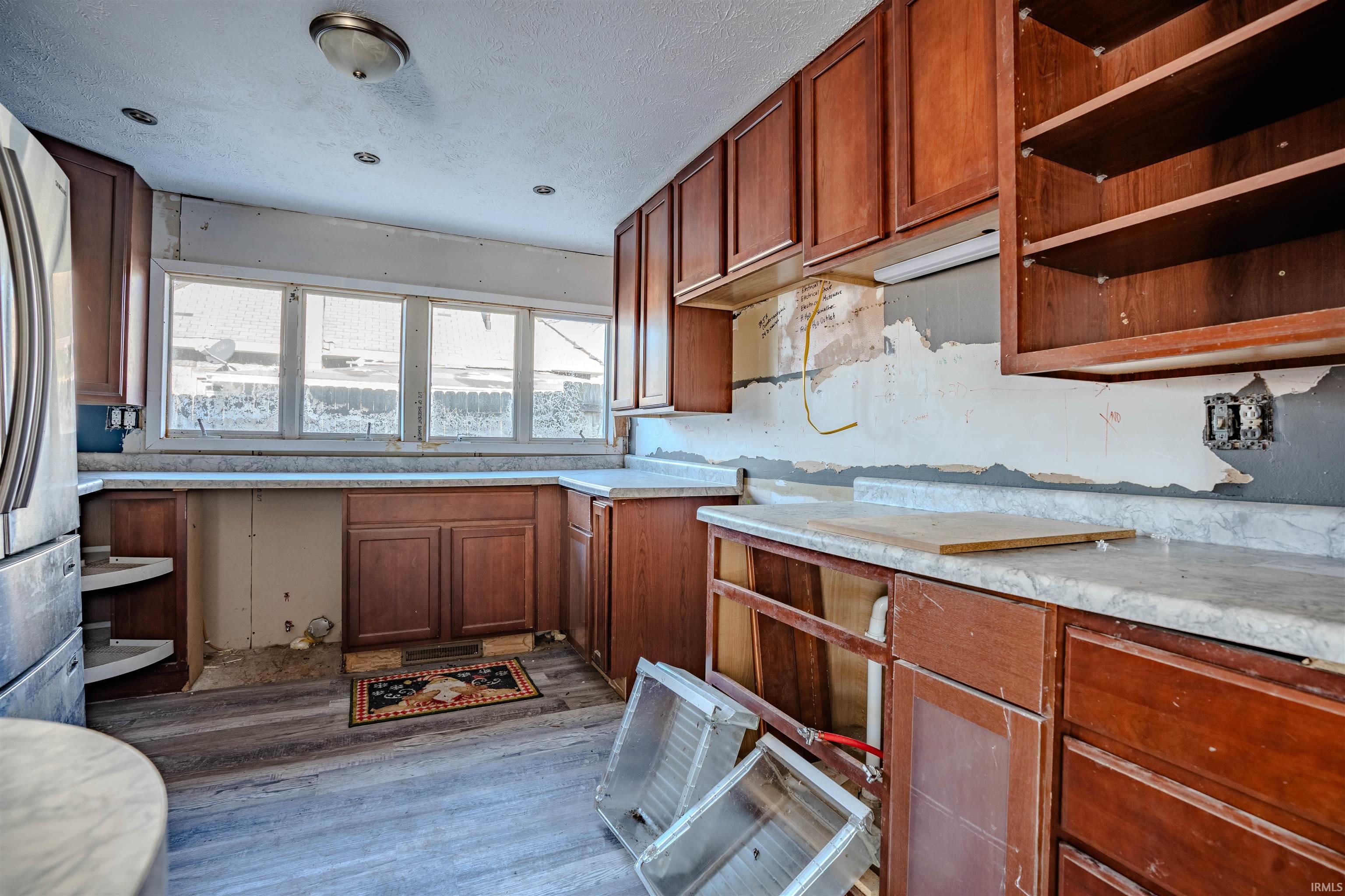 Photo 7 of 207 S Center Street